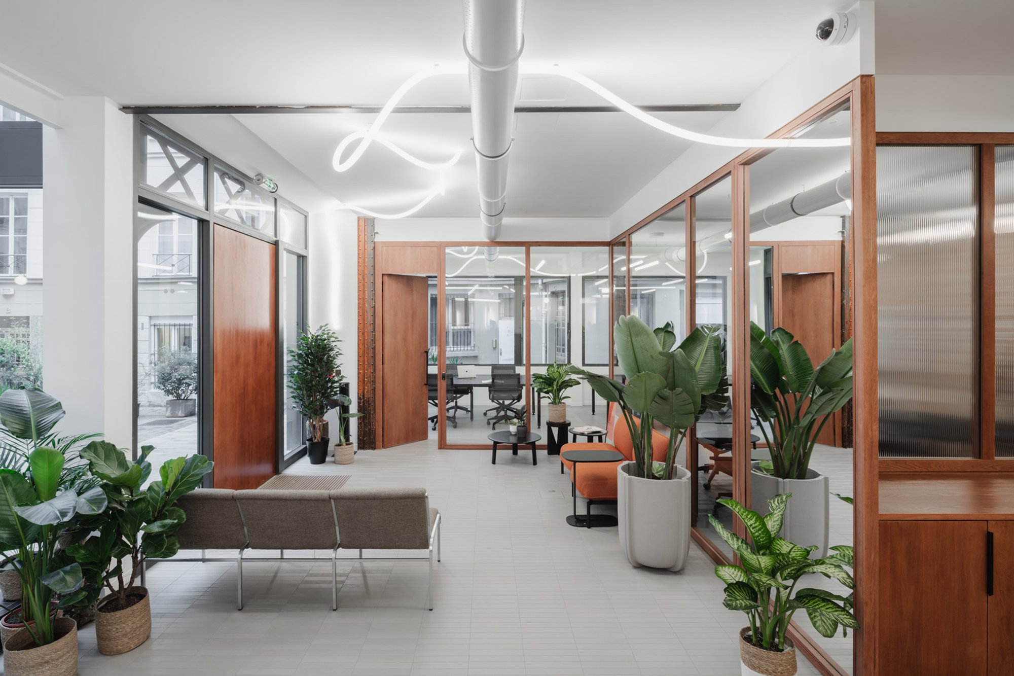 Innovative Workspace Design in Paris: The Makao Workshop by Ateliers AUAV