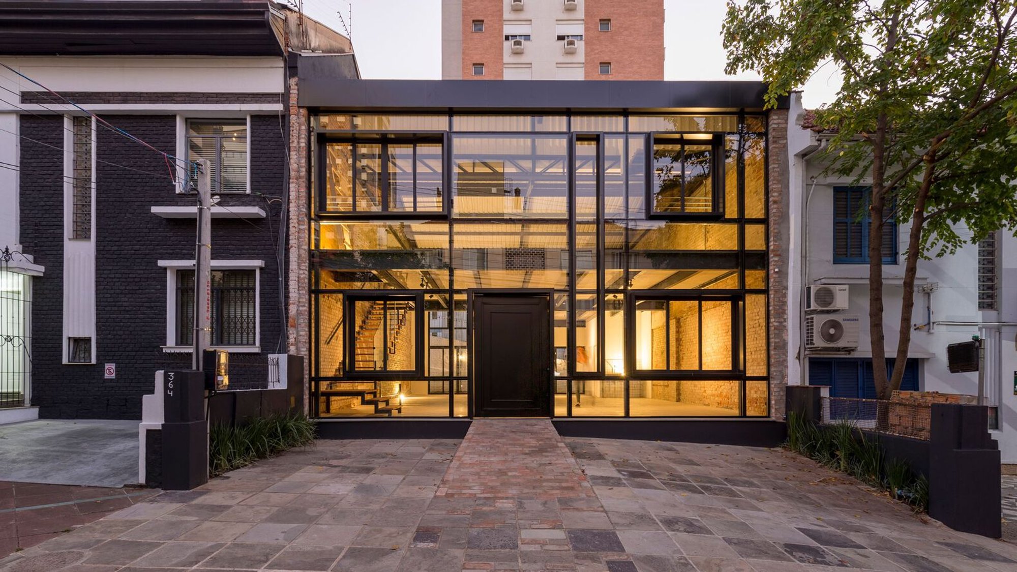 Contemporary Commercial Architecture Renovation: A Case Study of New York, New York 364 by Corteo Arquitetos