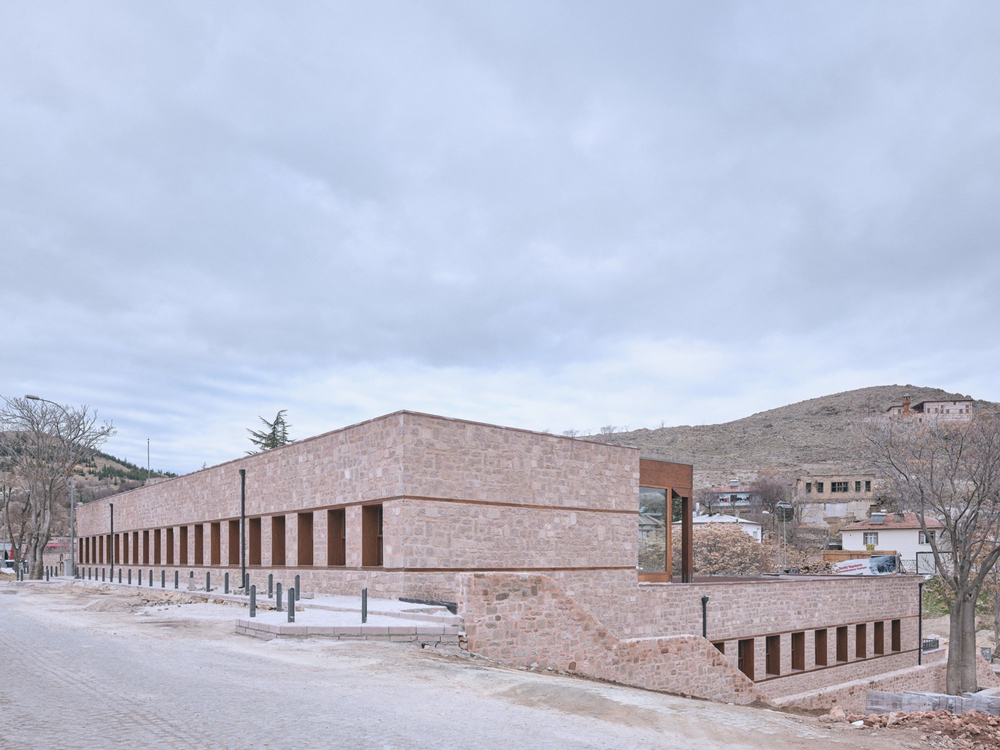 Historical Educational Architecture: The Sille Primary School by TEGET