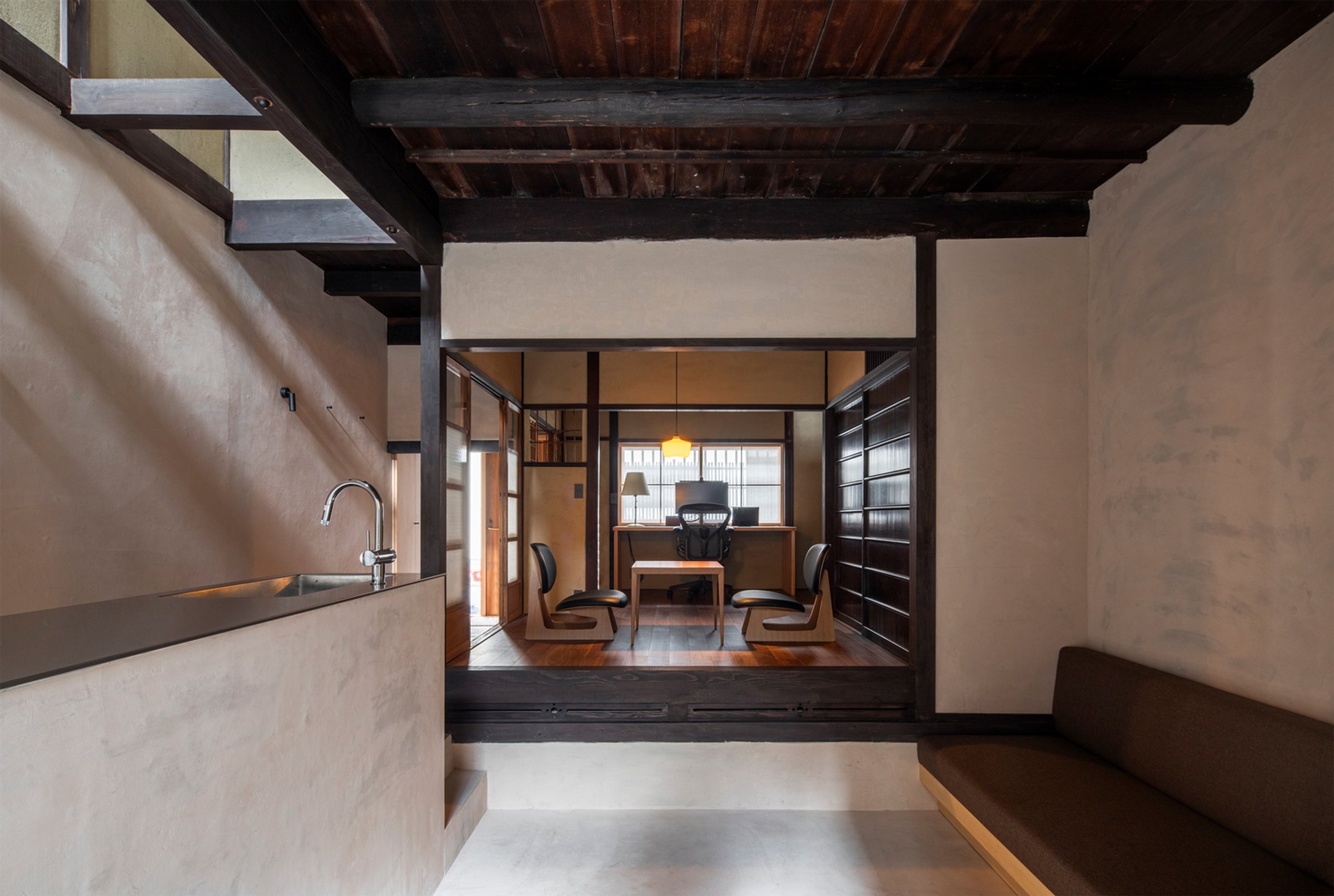 Traditional Japanese Machiya Renovation: A Modern Take on Classic Kyo-Machiya by Design It