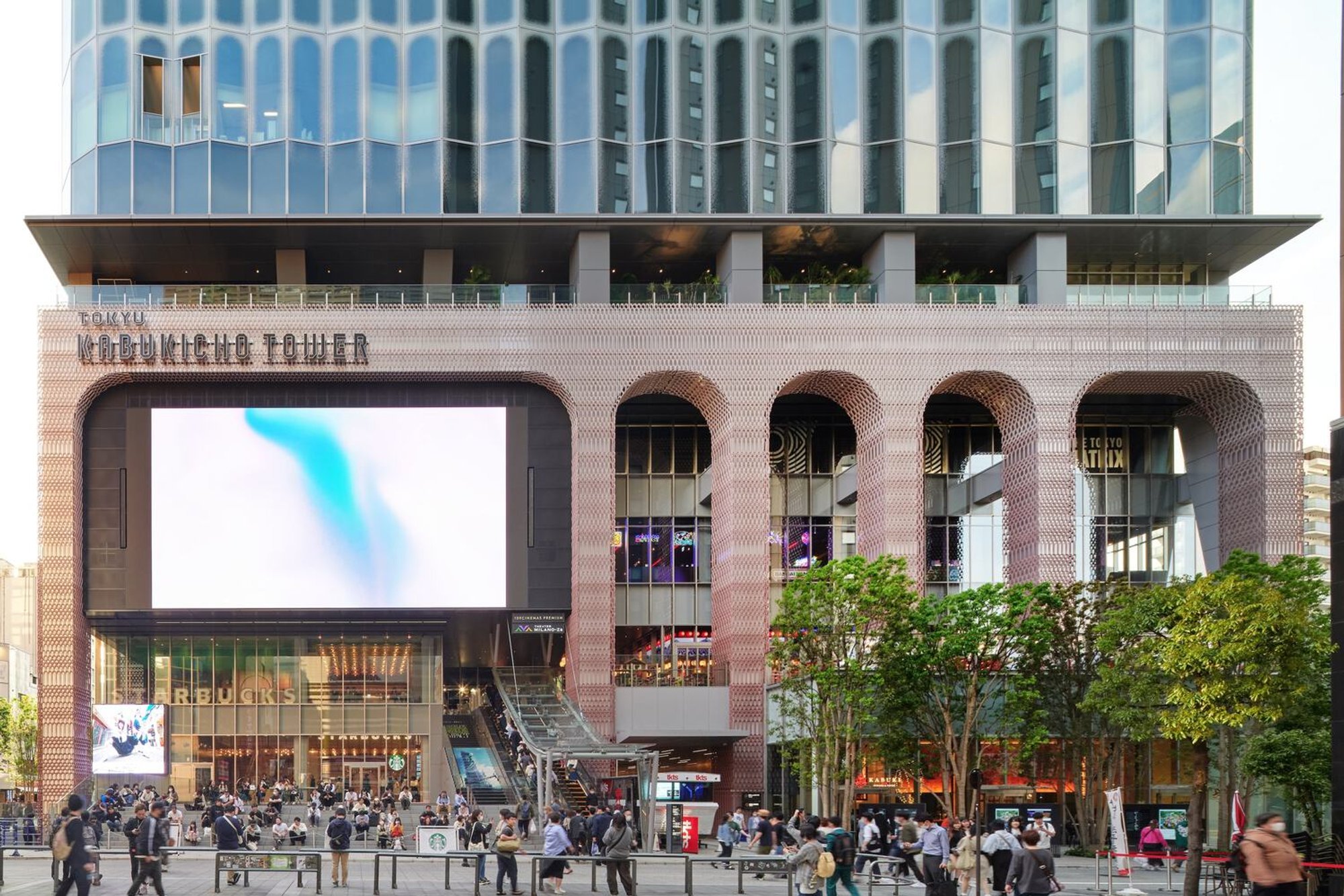 Cultural Landmark Architecture in Tokyo: A Deep Dive into Tokyu Kabukicho Tower's Design