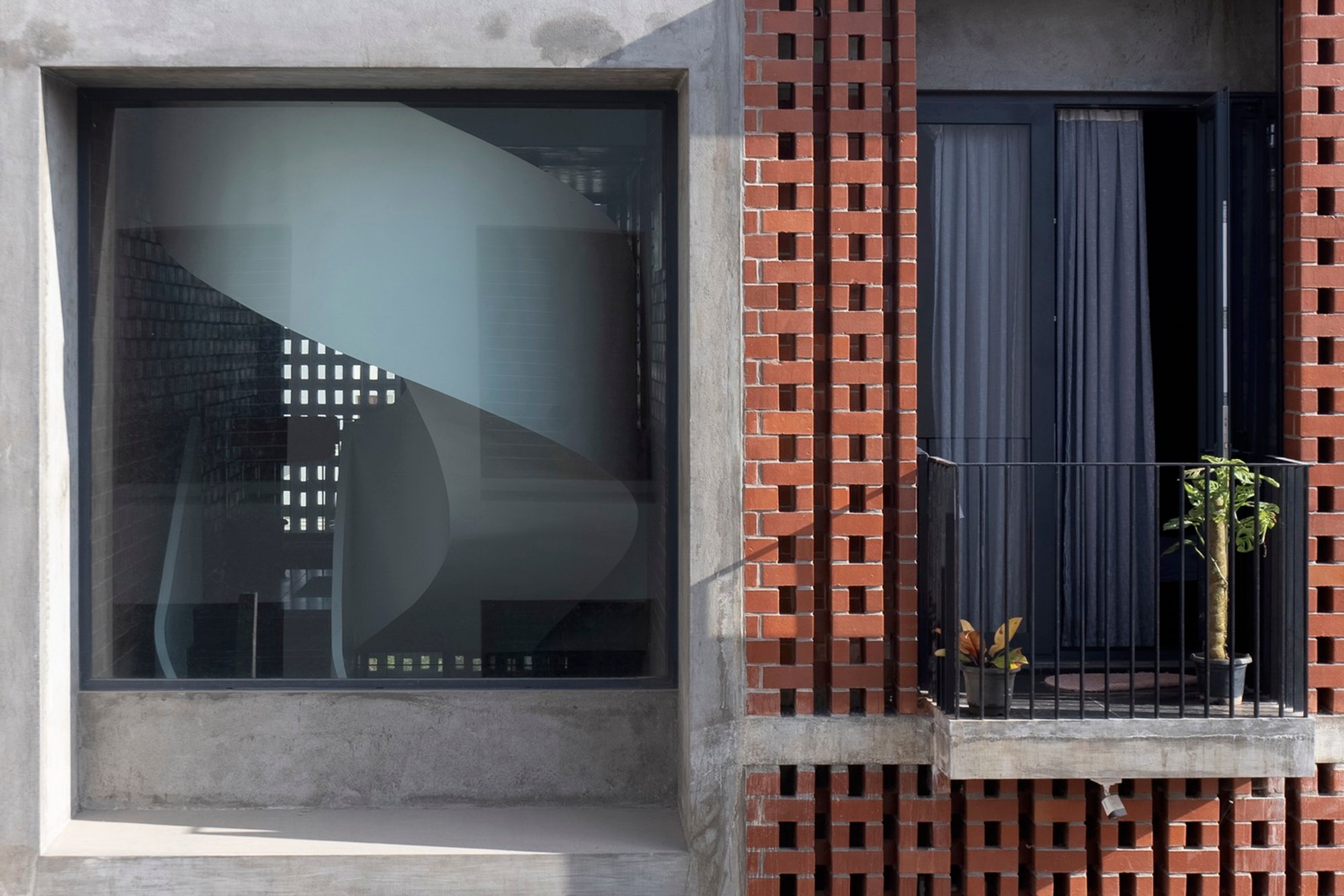 Sustainable Brick Architecture: The Brick House by ShoulderTap