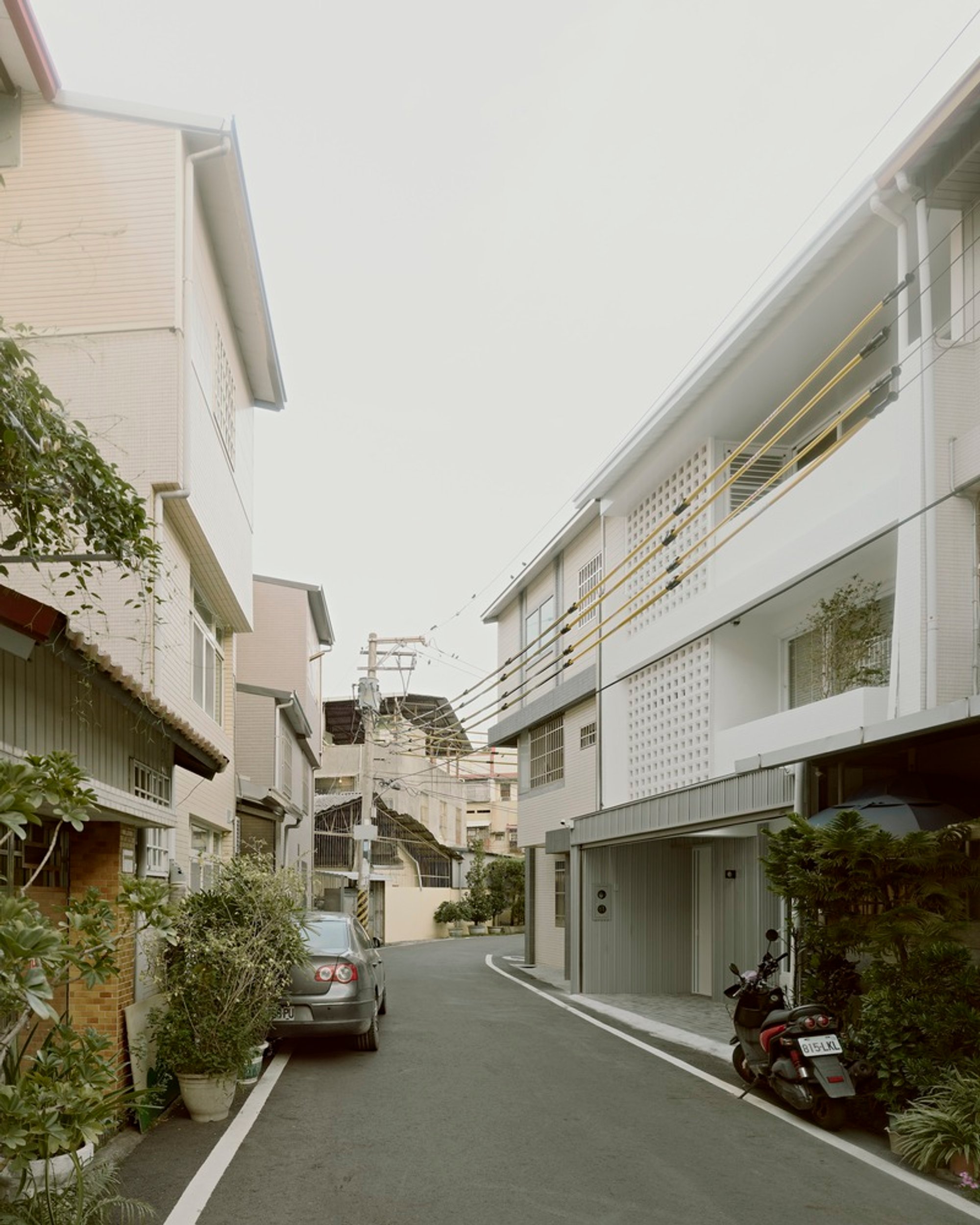 Innovative Urban Home Design: Transforming Huang's Home with ZHUI Design Studio