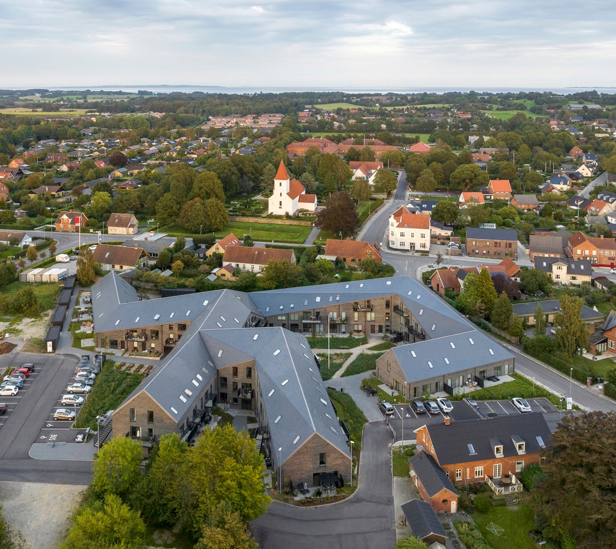 Modern Residential Architecture in Denmark: A Closer Look at Malling Dampmølle Housing Complex
