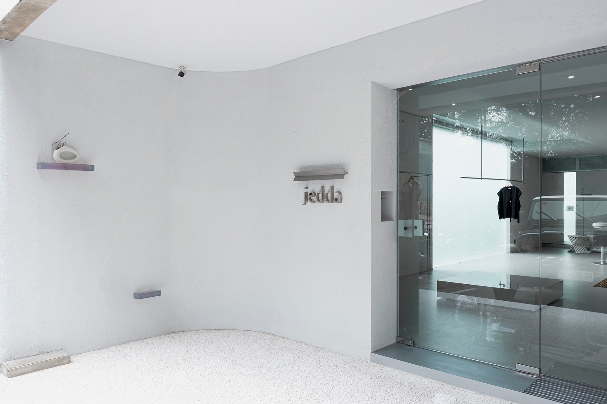 Innovative Retail Interior Design: Unveiling Jedda Studio by Office Shabrina Artiandi