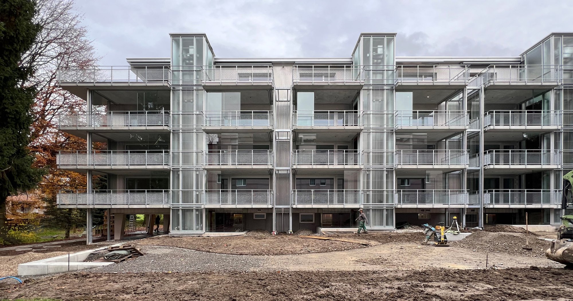 Sustainable Urban Renovation: The Langensand Apartment Block Transformation by Galliker und Riva Architekten