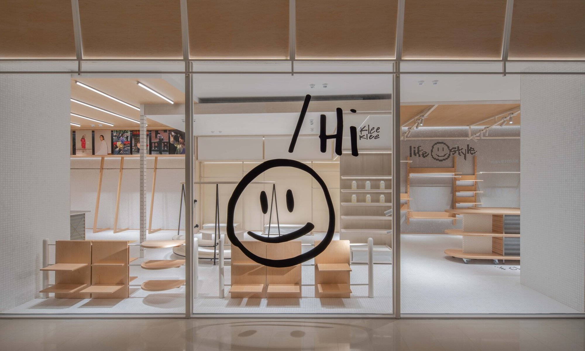 Transforming Retail Experiences: Innovative Retail Space Design in Shanghai at ZUCZUG Bazaar & Flat by Sò Studio