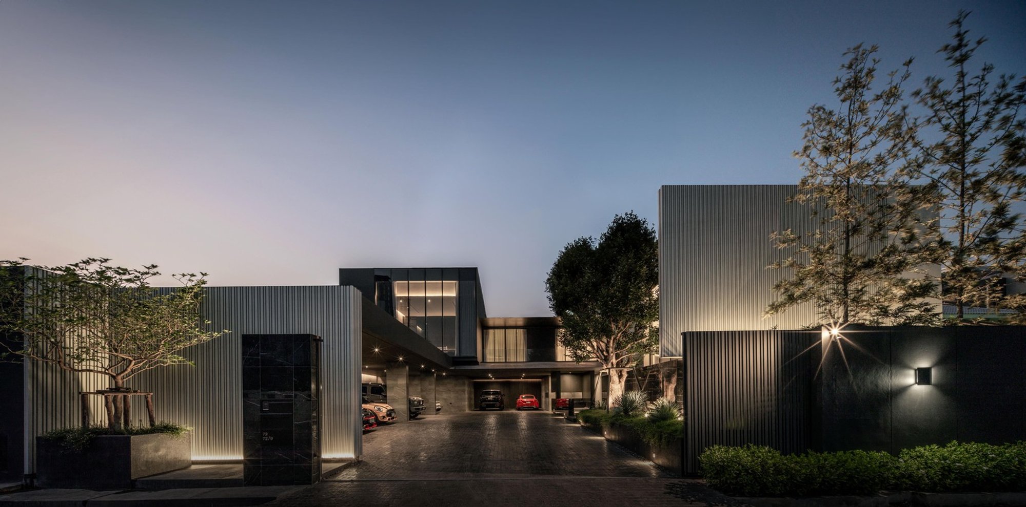 Modern Architectural Design in Thailand: A Case Study of B/W Residence by ACA Architects