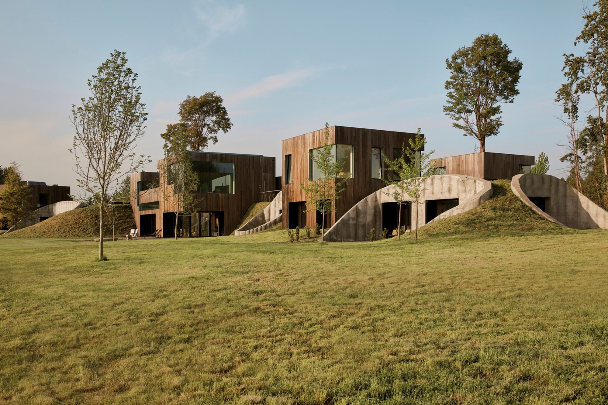 Innovative Concrete Home Design: The 75.9 House by Omer Arbel