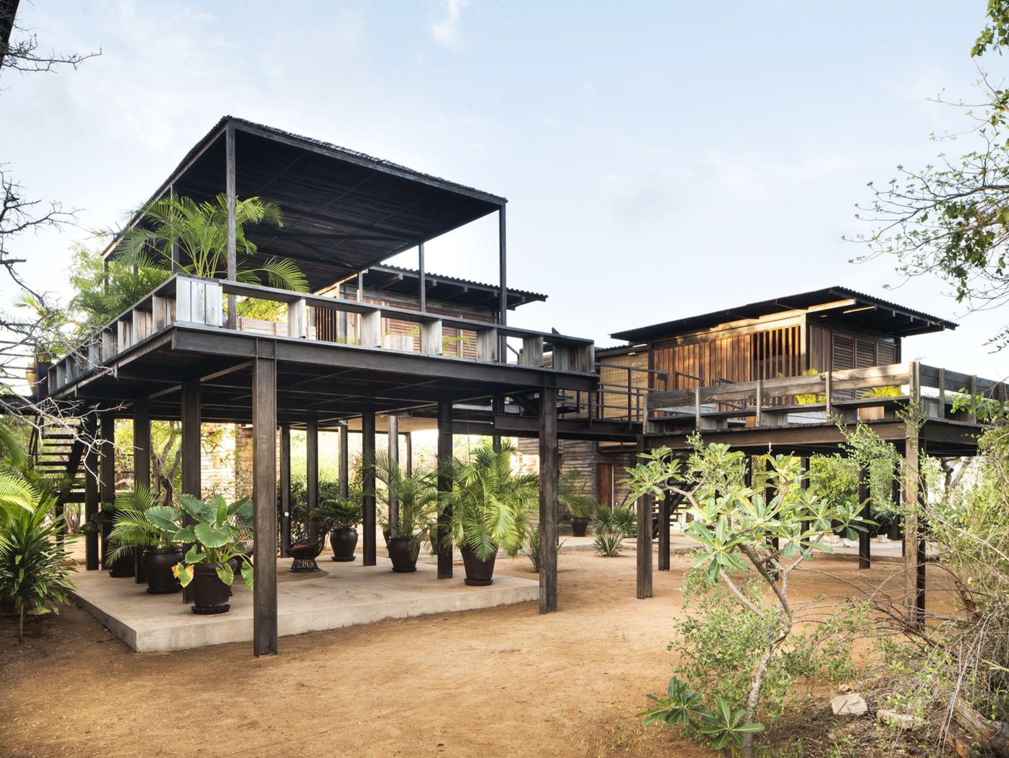 Falcon House: Pioneering Eco-Friendly House Design in Kenya
