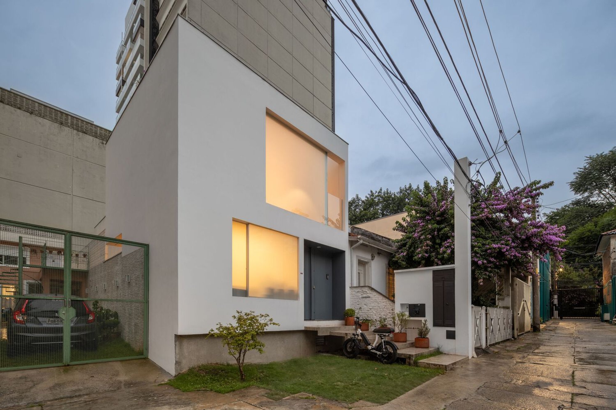 Urban Residence Design in São Paulo: A Case Study of FN Pinheiros Residence