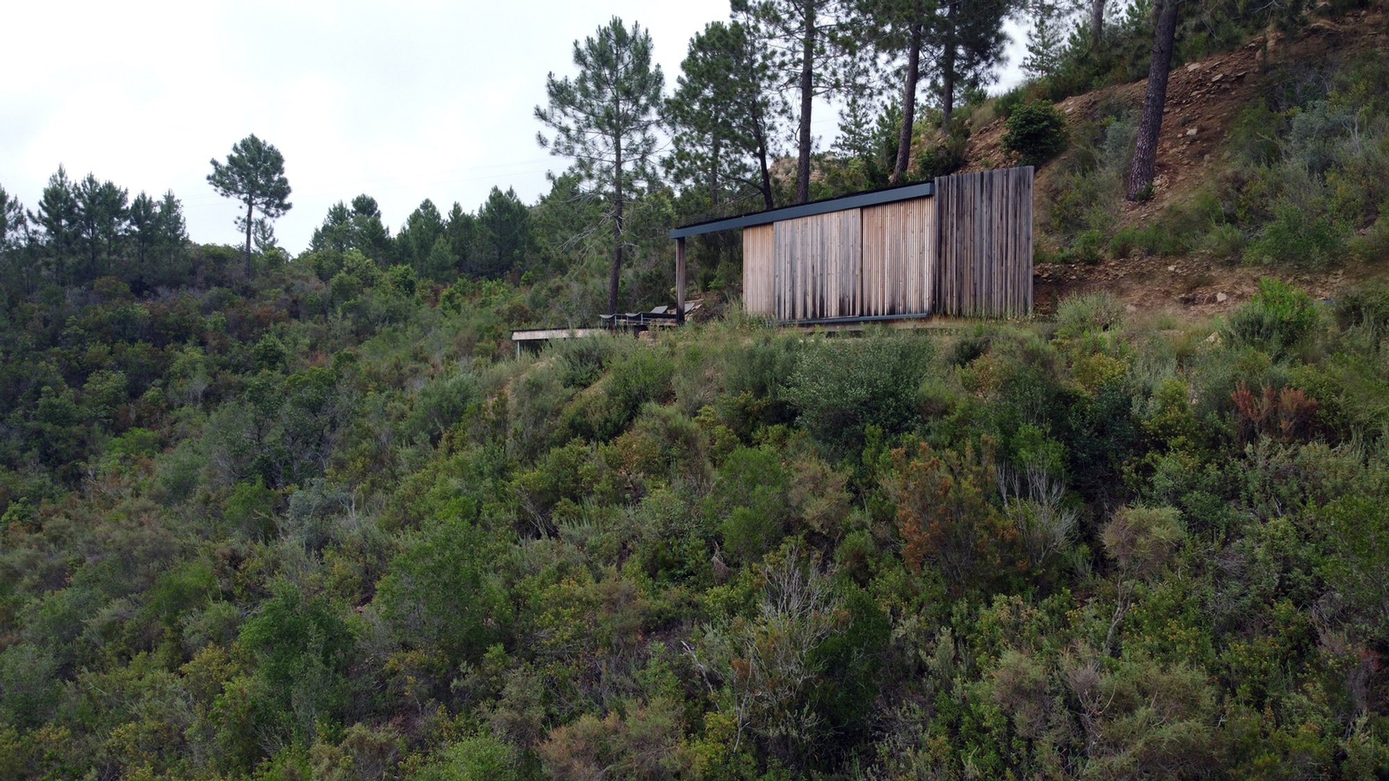 Explore the Innovative Design of Prefab Wood Cabins: A Closer Look at O_CASELLA Cabin by Atelier LAVIT