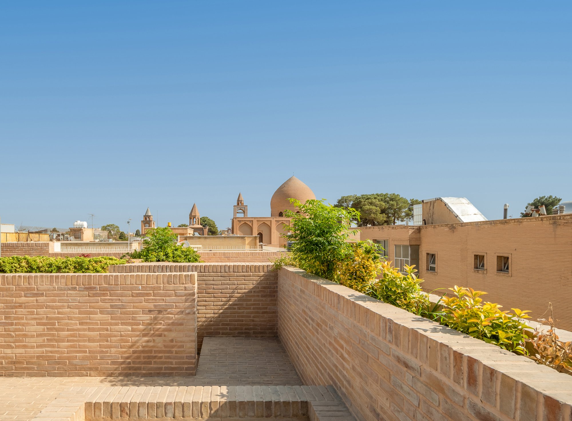 Contemporary Home Design in Isfahan: A Closer Look at House No.10 by USE Studio