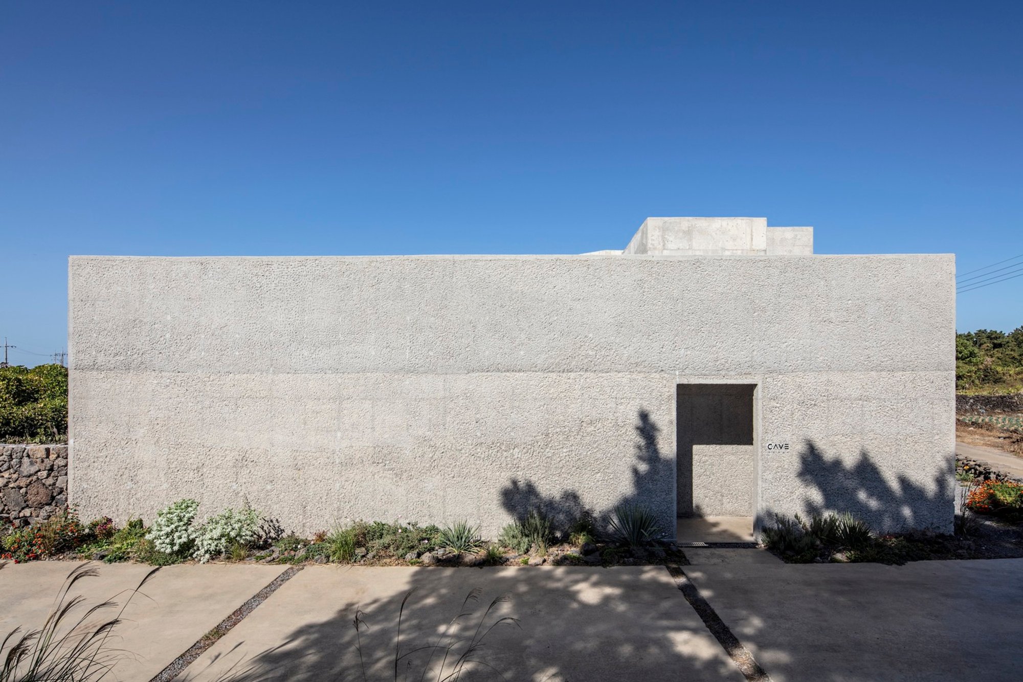 Discover the Luxury Cave Villa in Jeju: A Unique Architectural Marvel