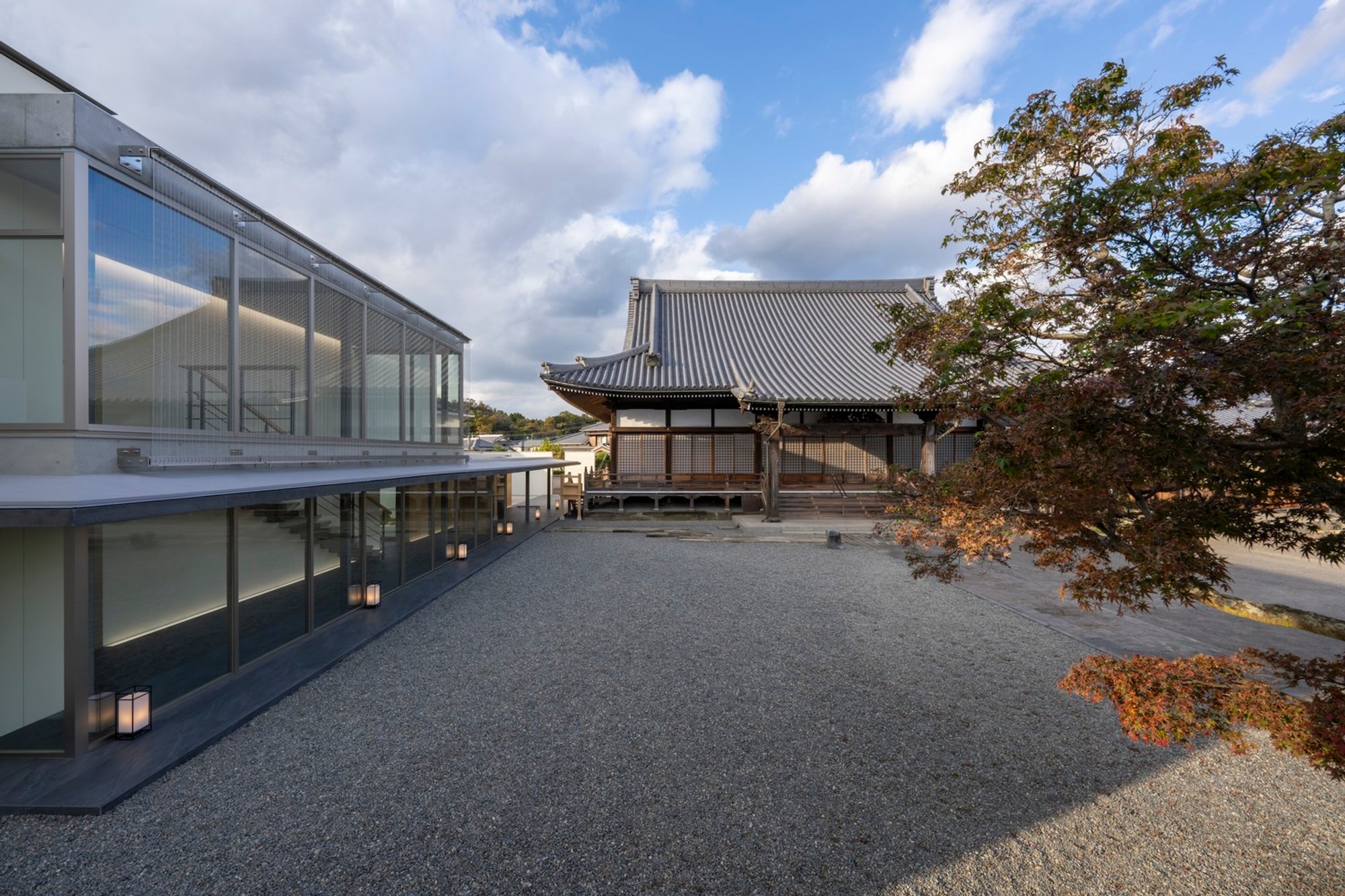 Modern Ossuary Design in Japan: Exploring Prabha Ossuary Hall by teamSTAR