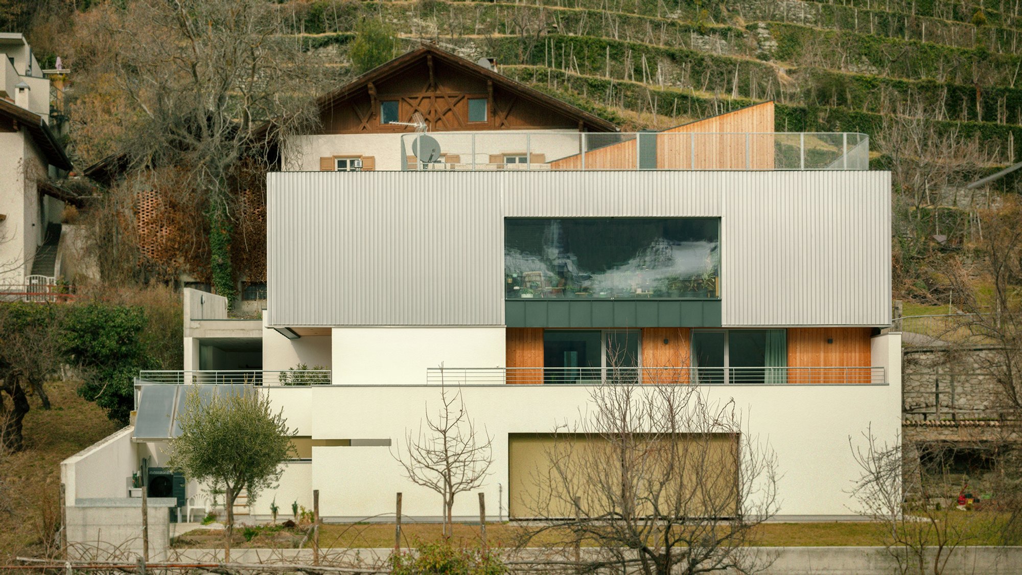 RVTK Residential Building: A Harmonious Blend of Tradition and Modernity by Messner Architects