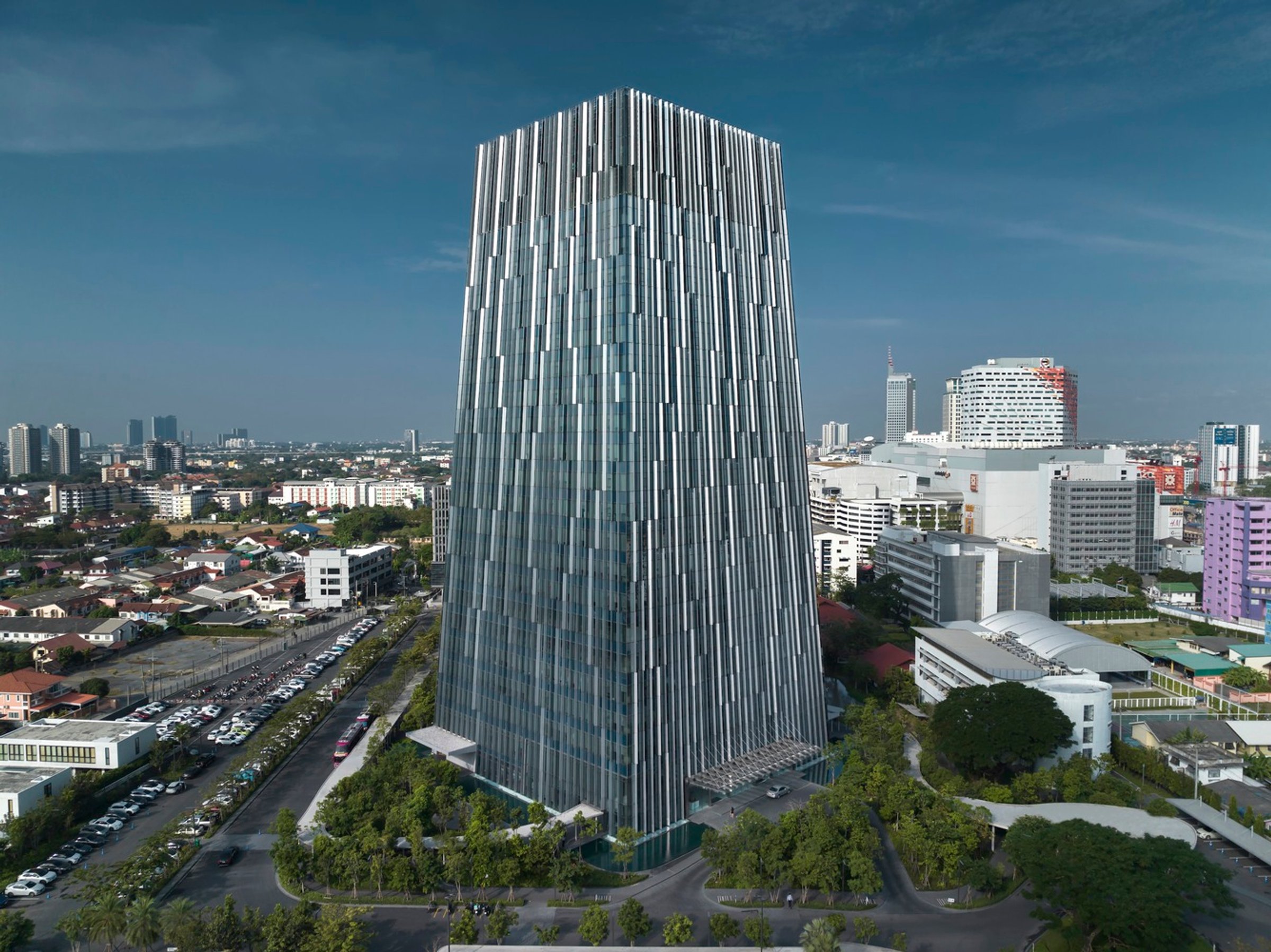 Sustainable Office Building Design: A Deep Dive into The TARA Office Building