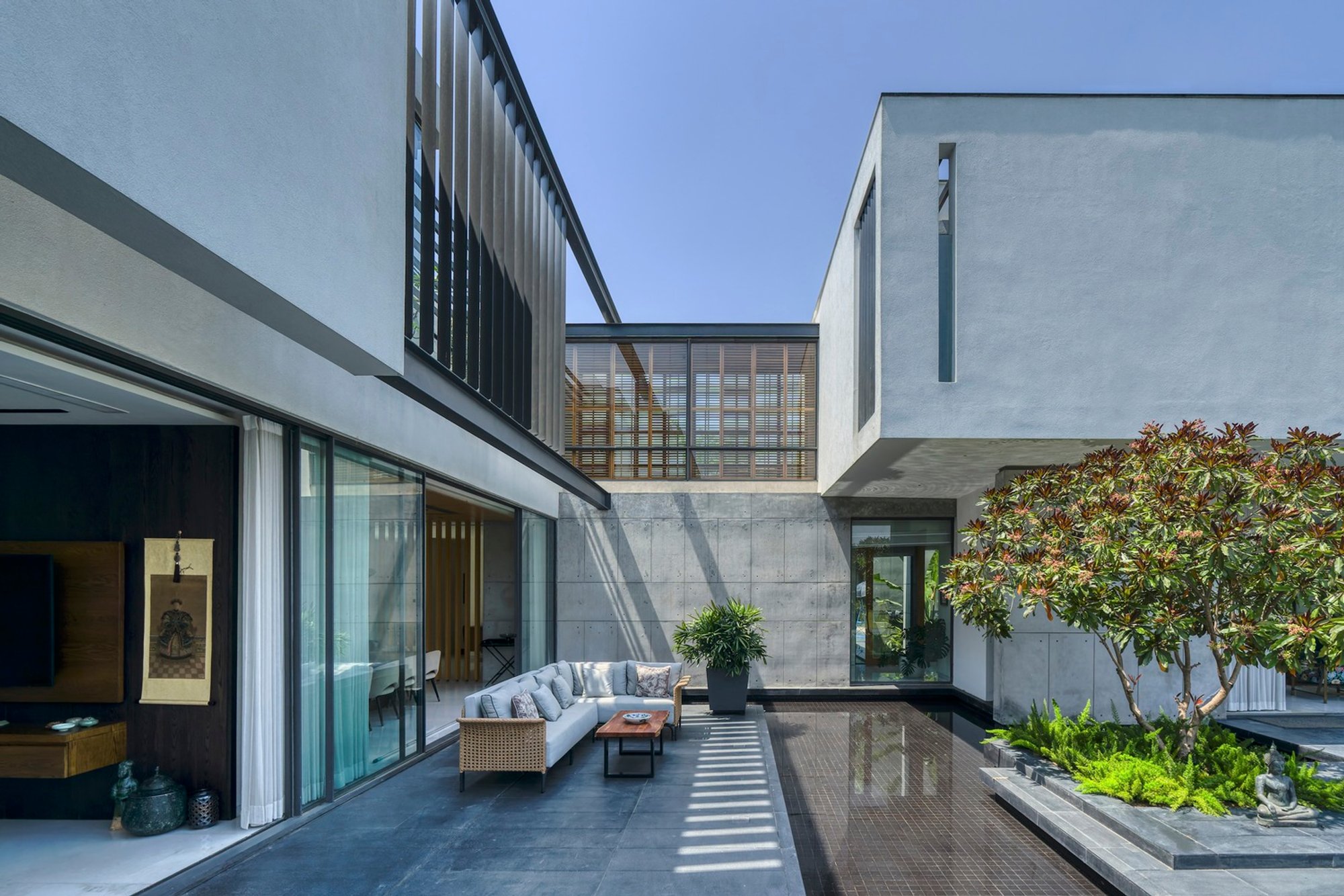 Planar House: A Monolithic Architectural Marvel in New Delhi