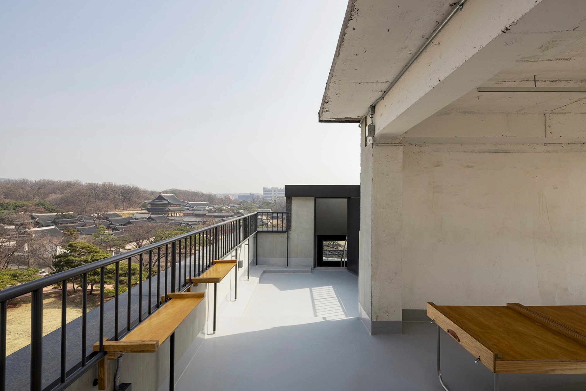 Modern Gallery Renovation: A Closer Look at Arario Gallery Seoul by Schemata Architects