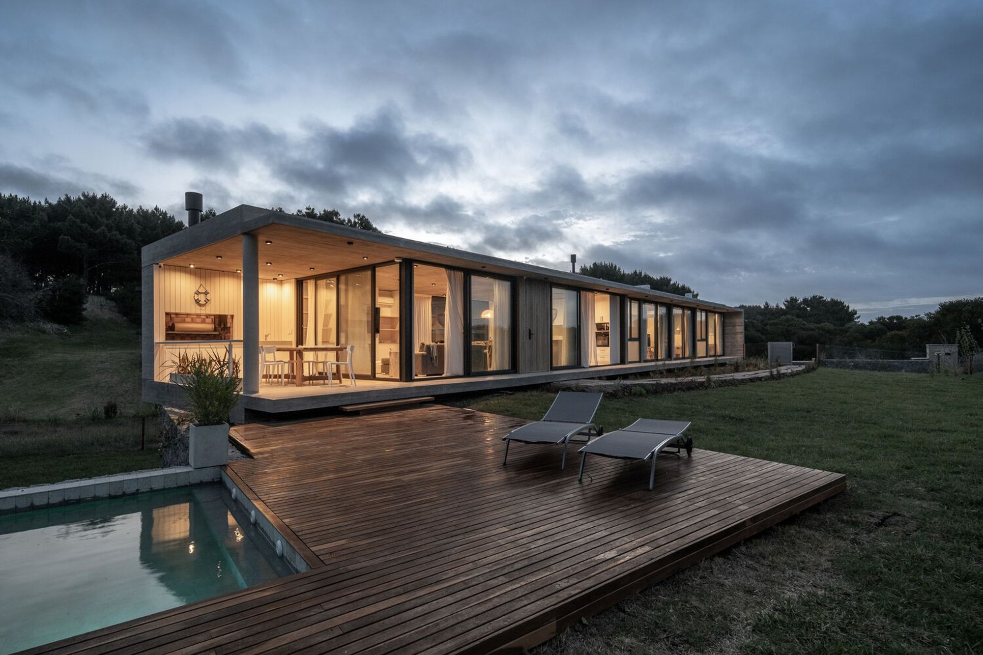 Pirca House by En Obra Arquitectos: A Masterpiece in Coastal Architecture