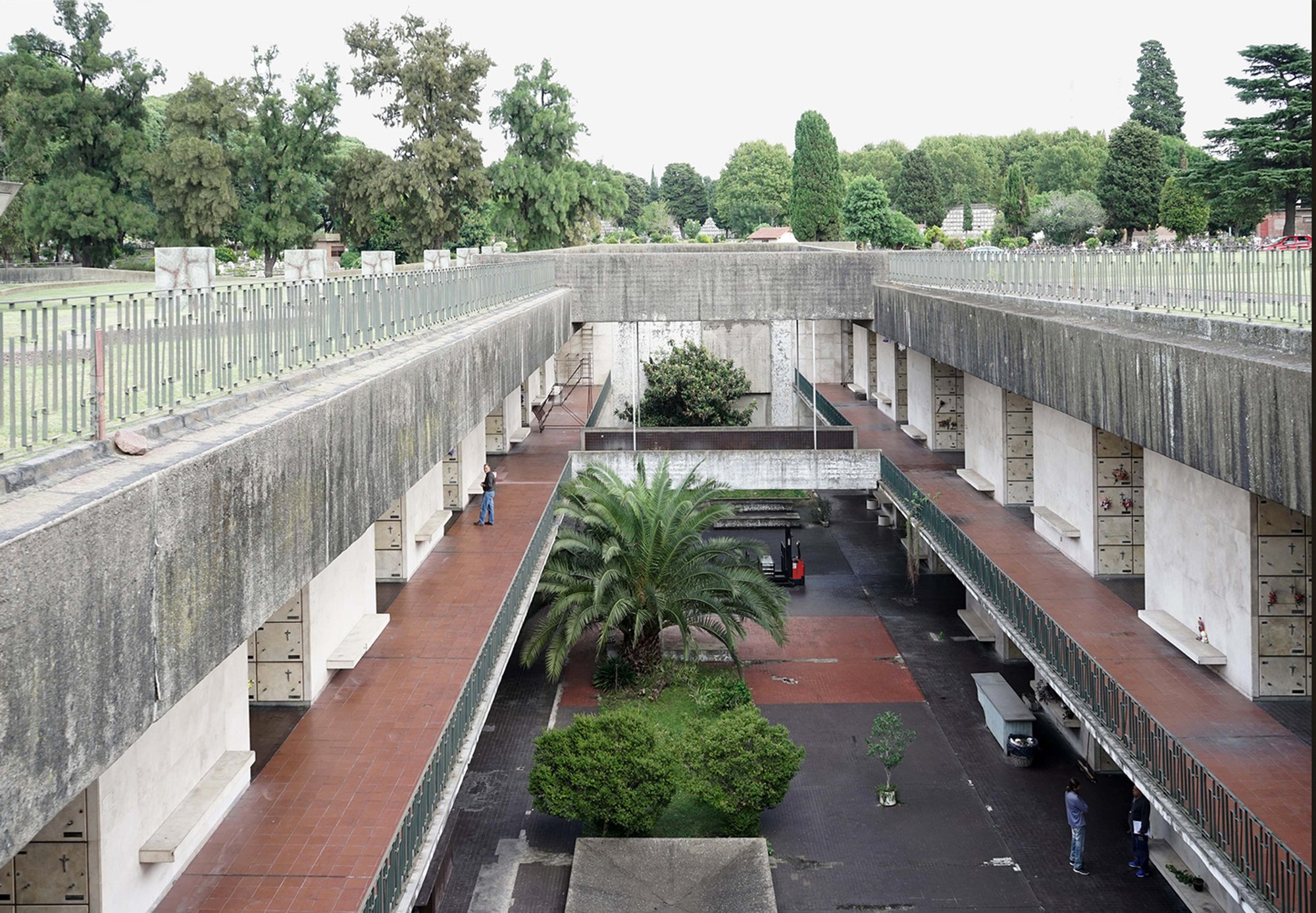 Exploring Modern Funerary Architecture: The Sixth Pantheon of Chacarita