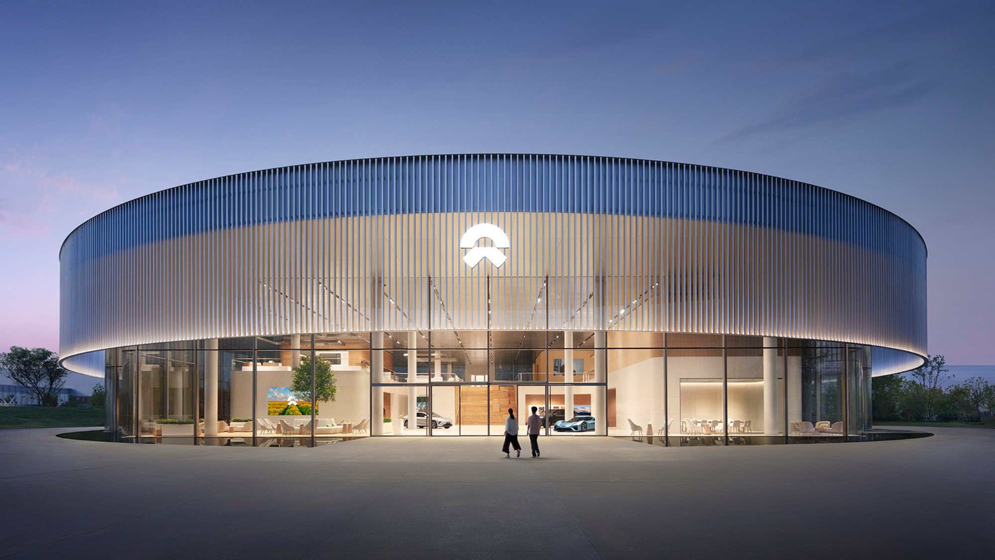 EV Showroom Architecture: NIO House Hefei Xinqiao Industrial Park by SHL