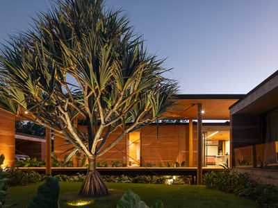 Sustainable Architecture Design: Exploring House Píer by Sergio Sampaio Archi + Tectônica