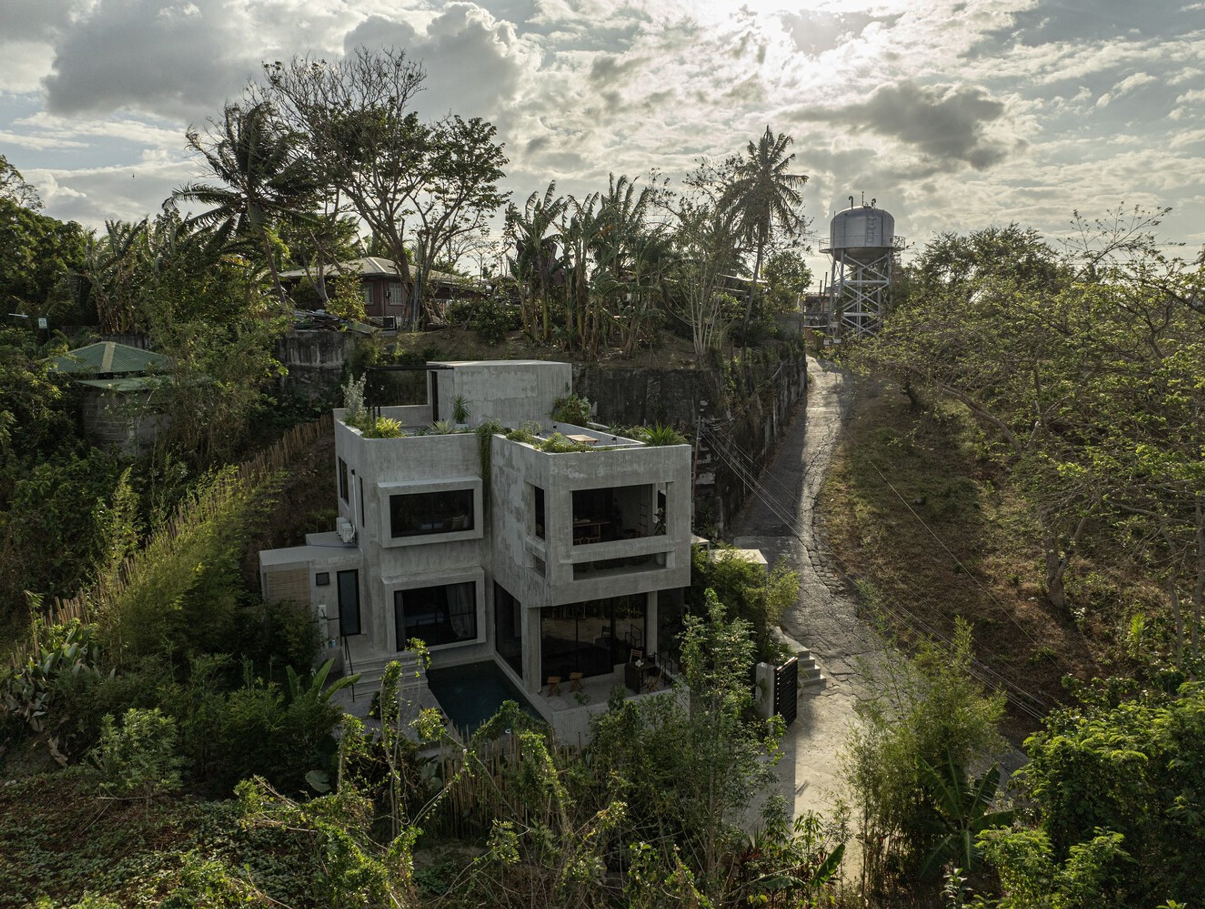 Eco-Friendly House Design: Exploring Casa Borbon by Cali Architects