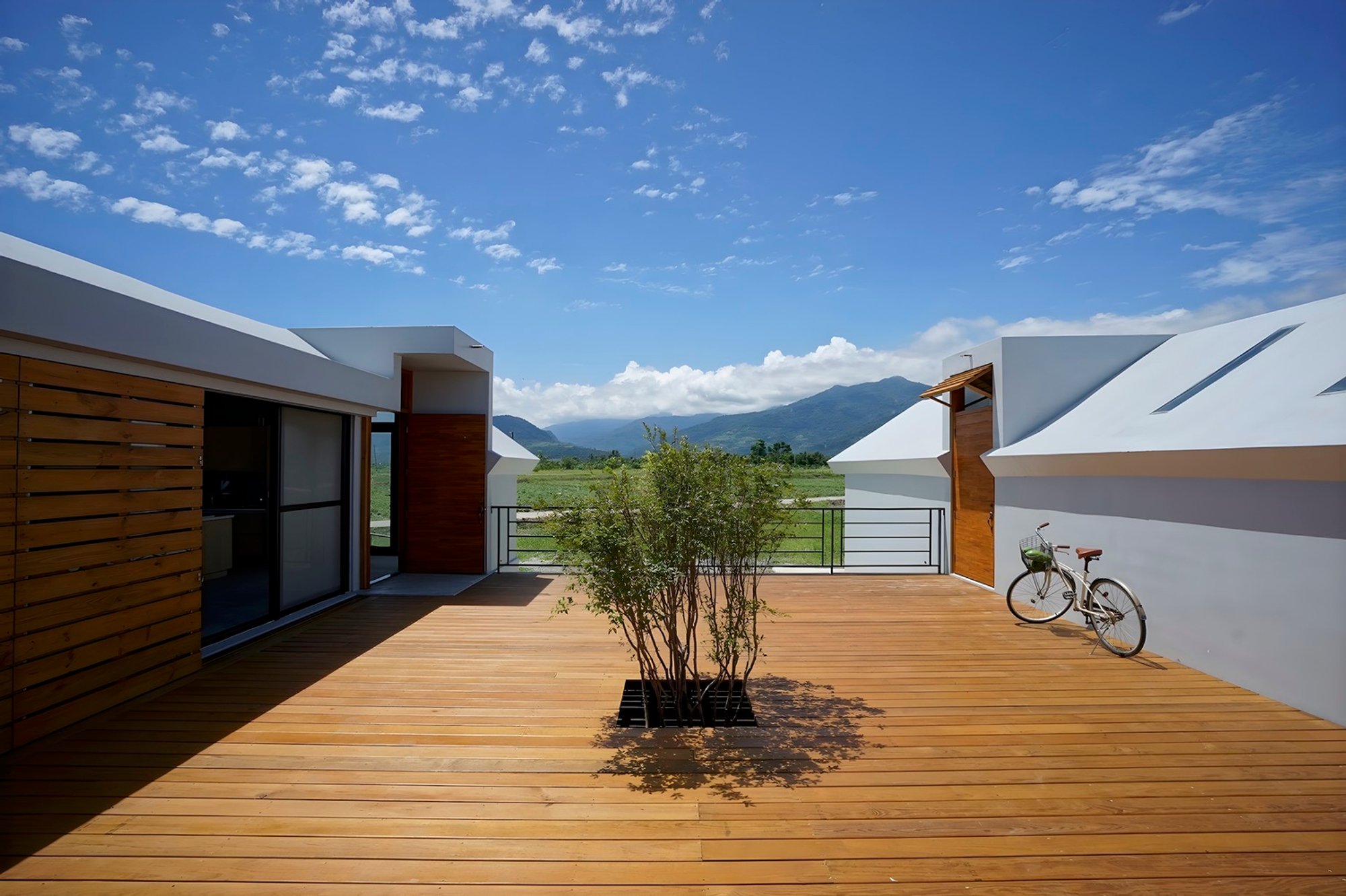 Sustainable Architecture in Taiwan: A Deep Dive into Hidden House by Yuan Architects