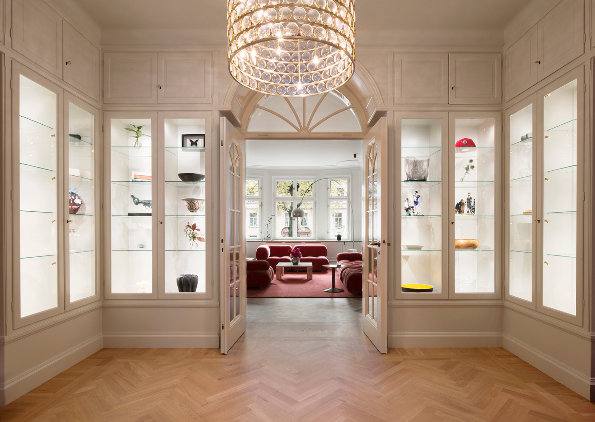 Luxury Apartment Renovation in Stockholm: A Case Study of Karlavägen Apartment by Spring Arkitektkontor