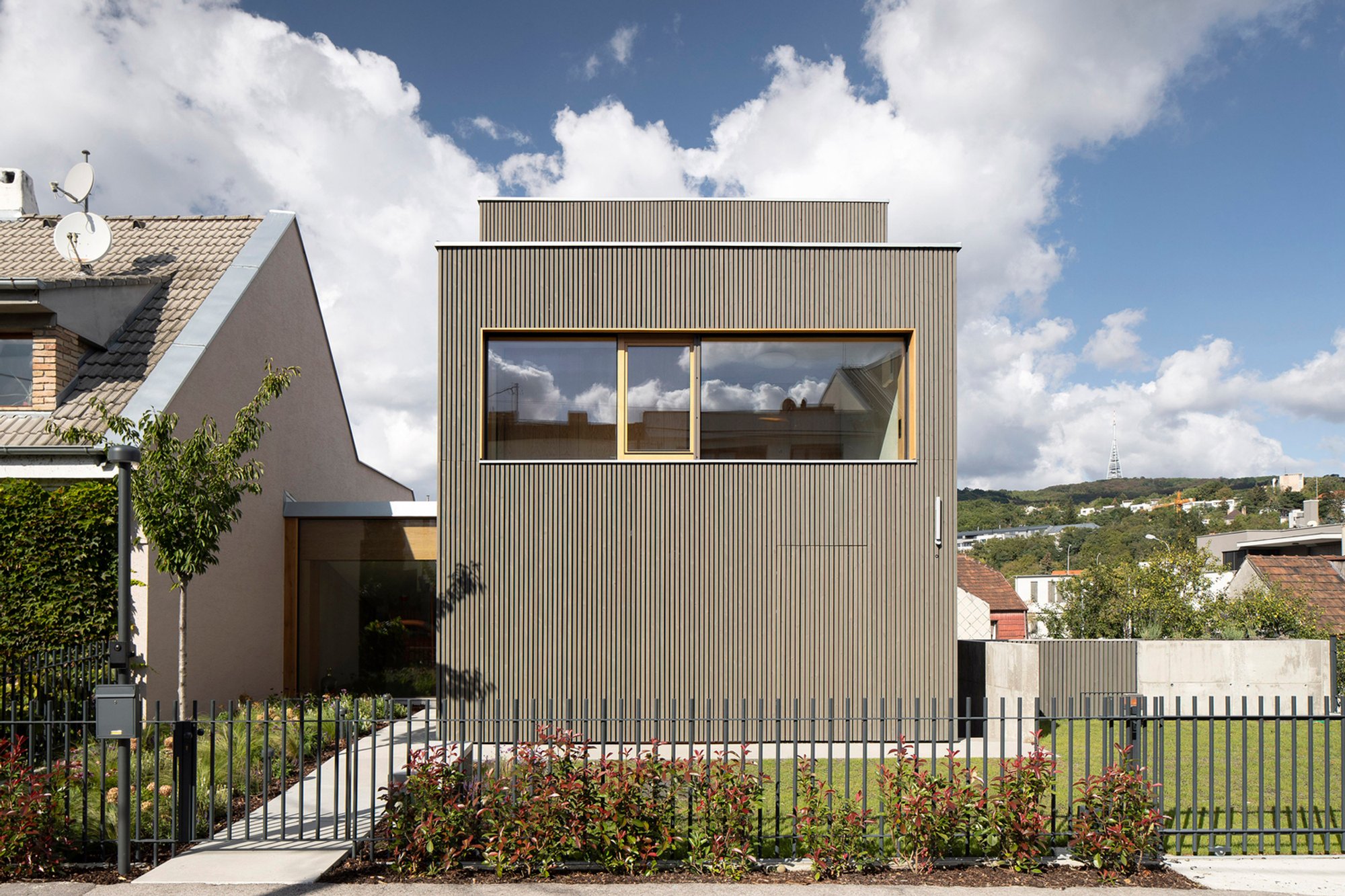 Urban Infill Housing Design: Integrating Modernity with Tradition at Na Rade House by NOIZ architekti