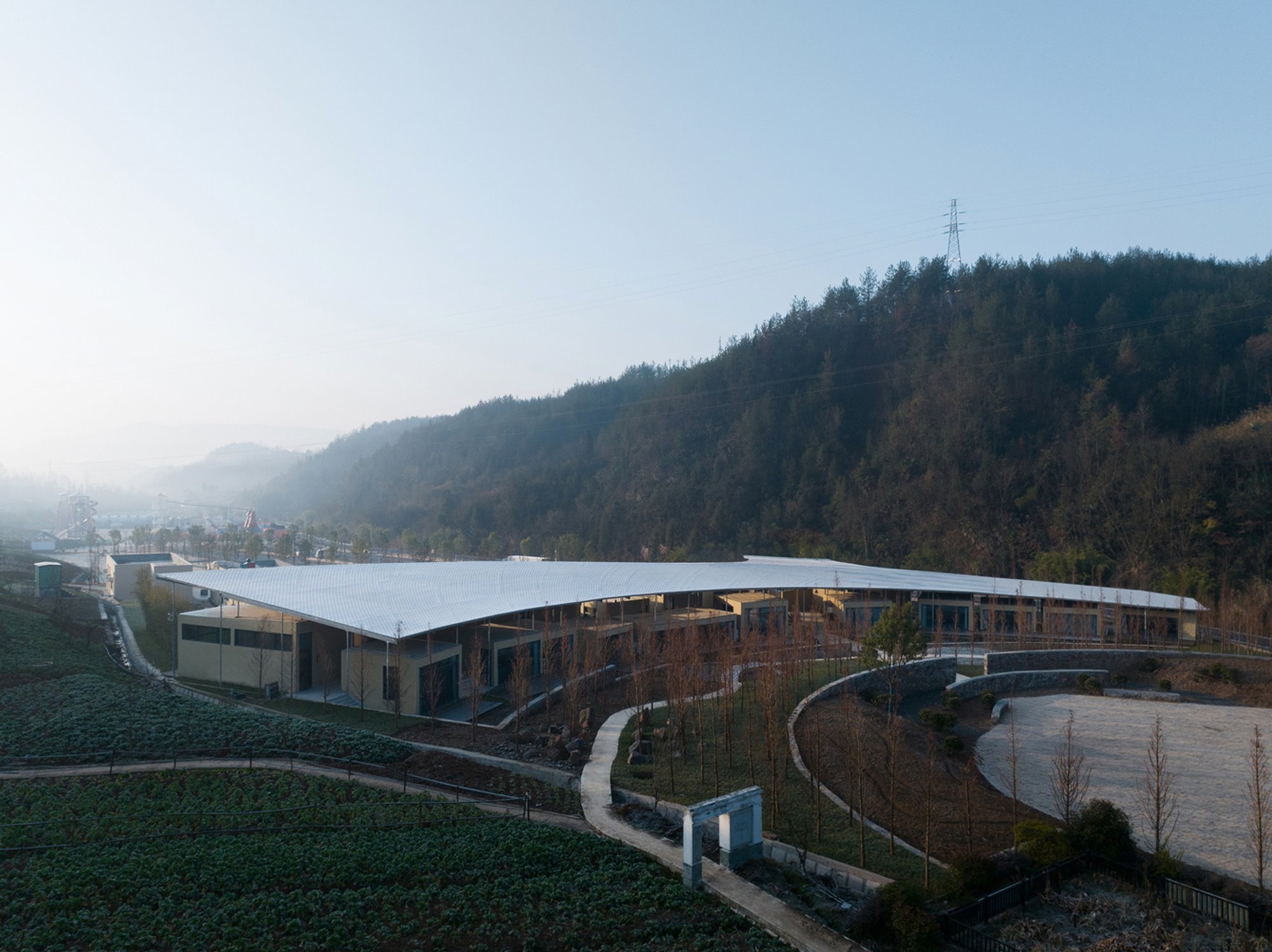 Wufu Shanshui Dragon Family Banquet Restaurant: A Masterpiece of Rural Architecture by Describing Architecture Studio