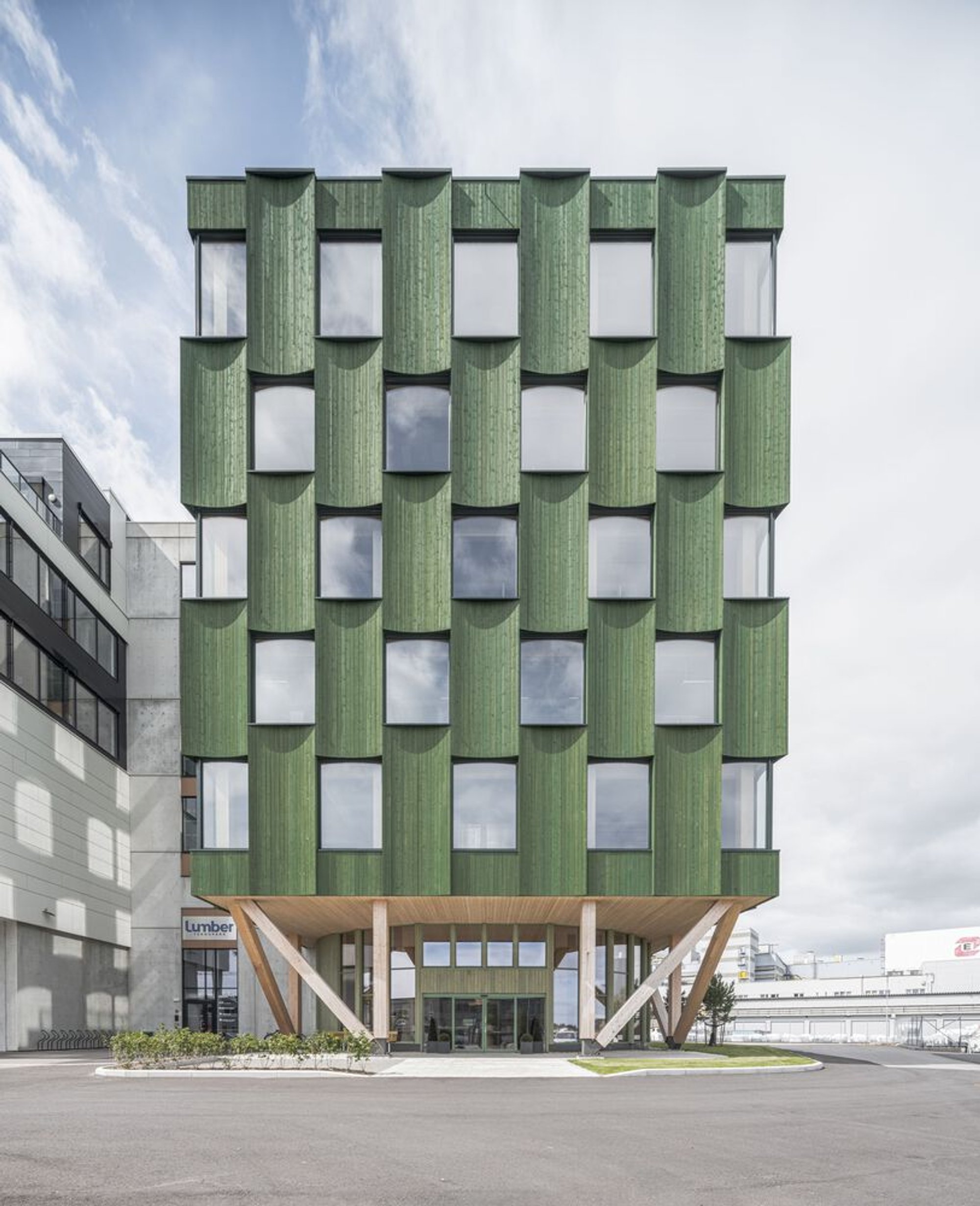 Lumber 4 Building by Oslotre Architects: A Pioneering Timber Office Landmark in Norway