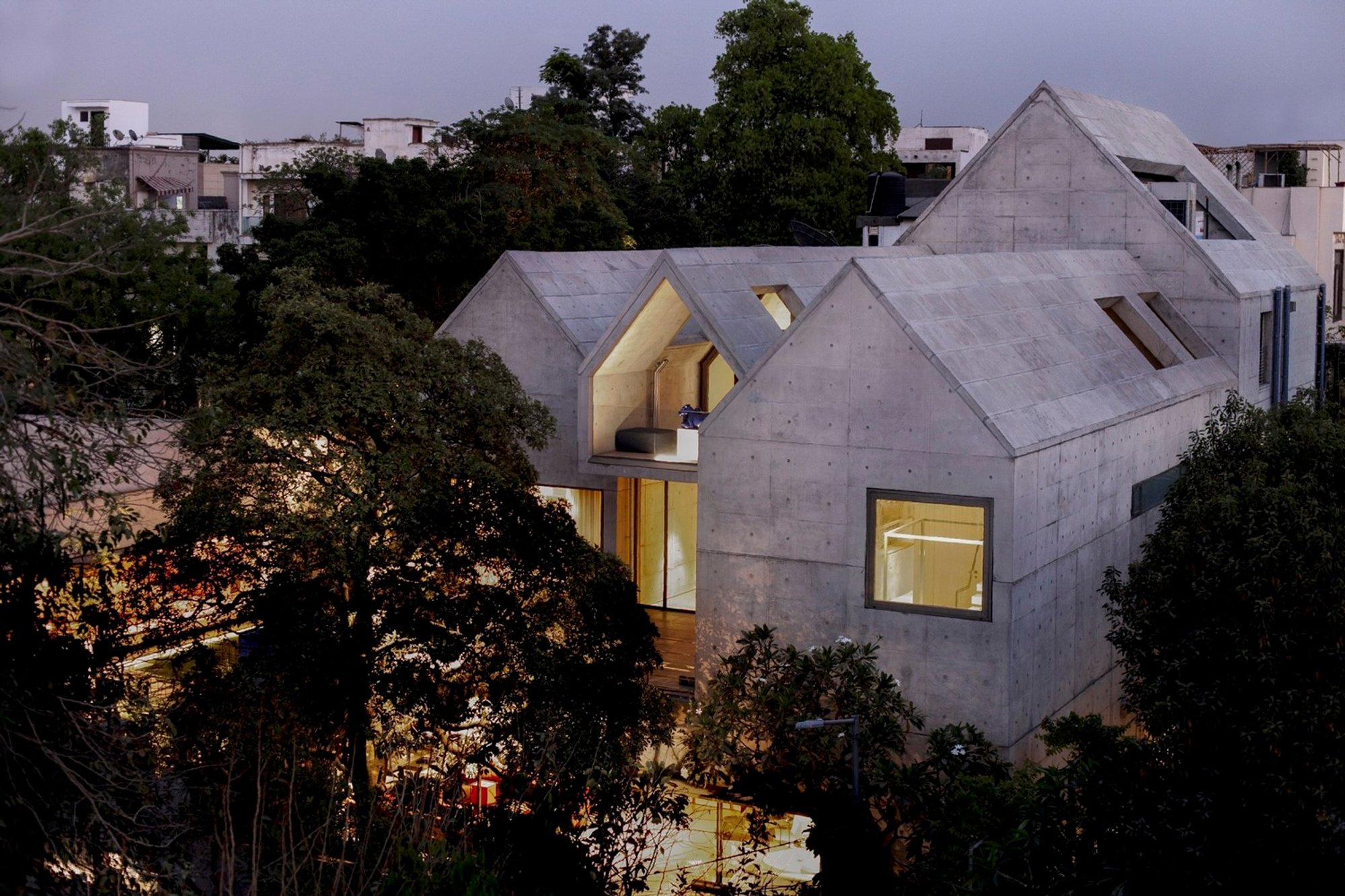 The Prism House: A Masterpiece of Sustainable Design by Matra Architects & Rurban Planners