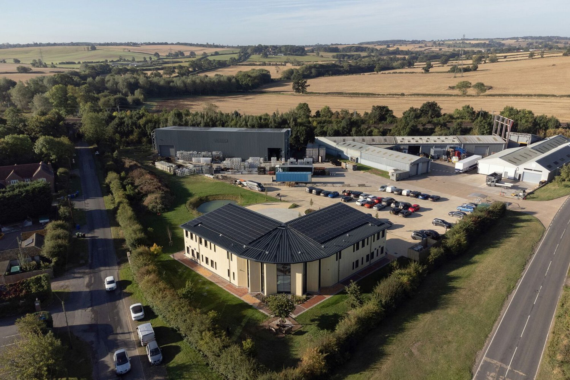 Unusual HQ by Corstorphine & Wright: A Bold Leap in Circular Economy Architecture