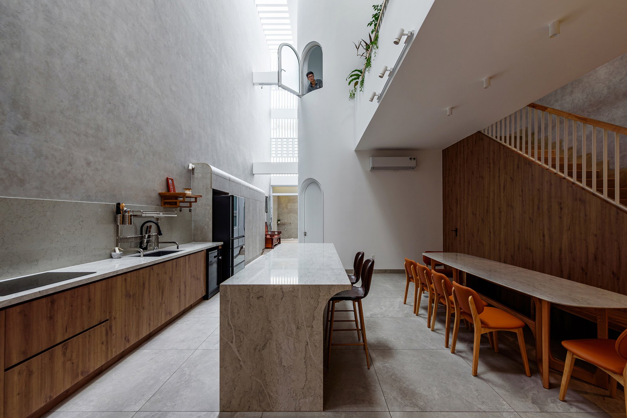 Dinh House: A Reflection of Life and Light in Architecture