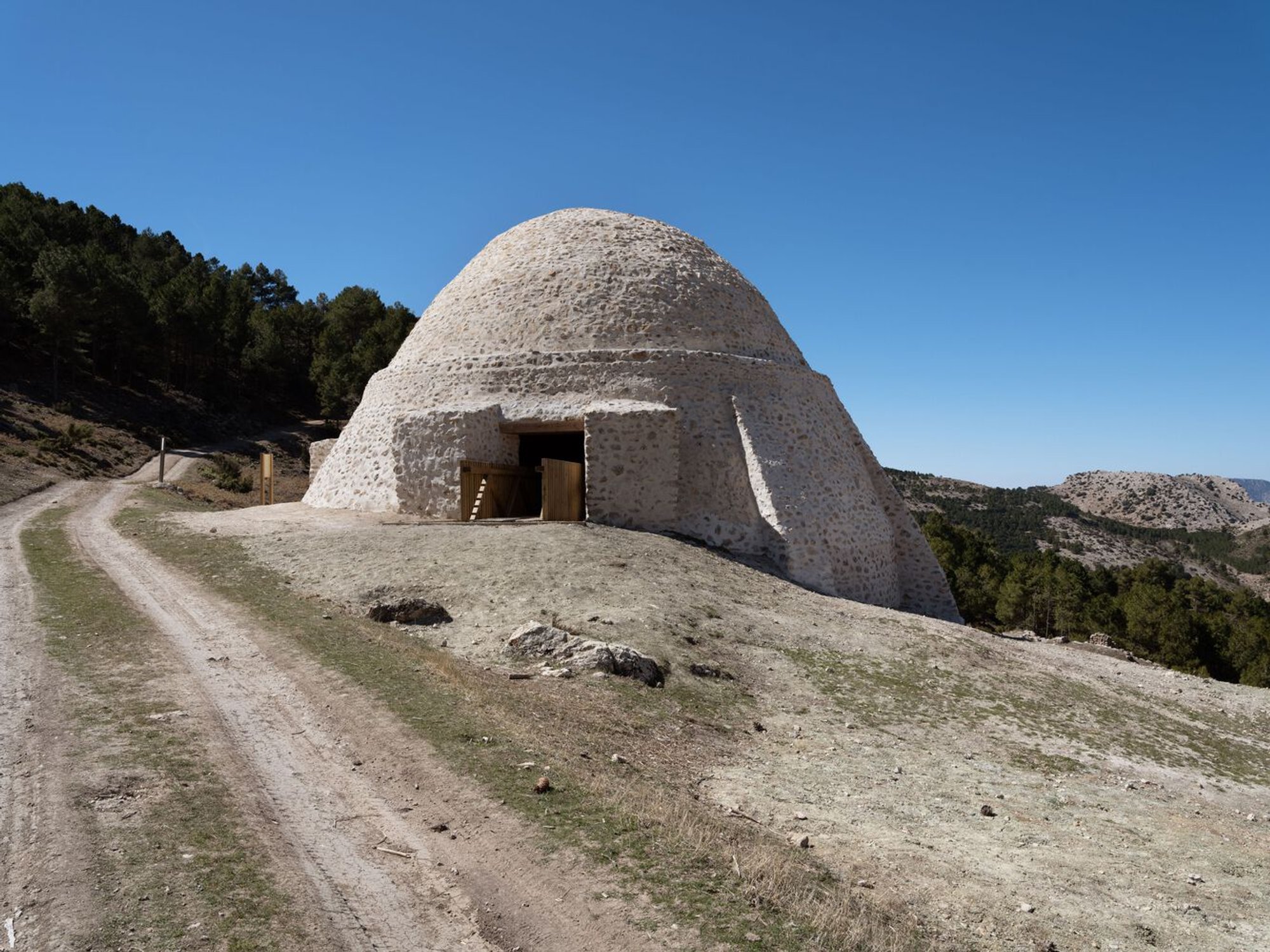 Restoration of the Historic Snow Wells in Sierra Espuña by Ecoproyecta