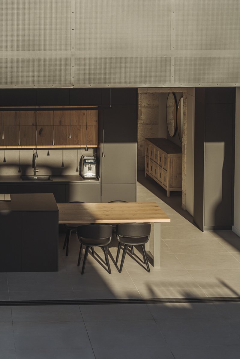 All photographs are works of&nbsp;Ricard Lopez