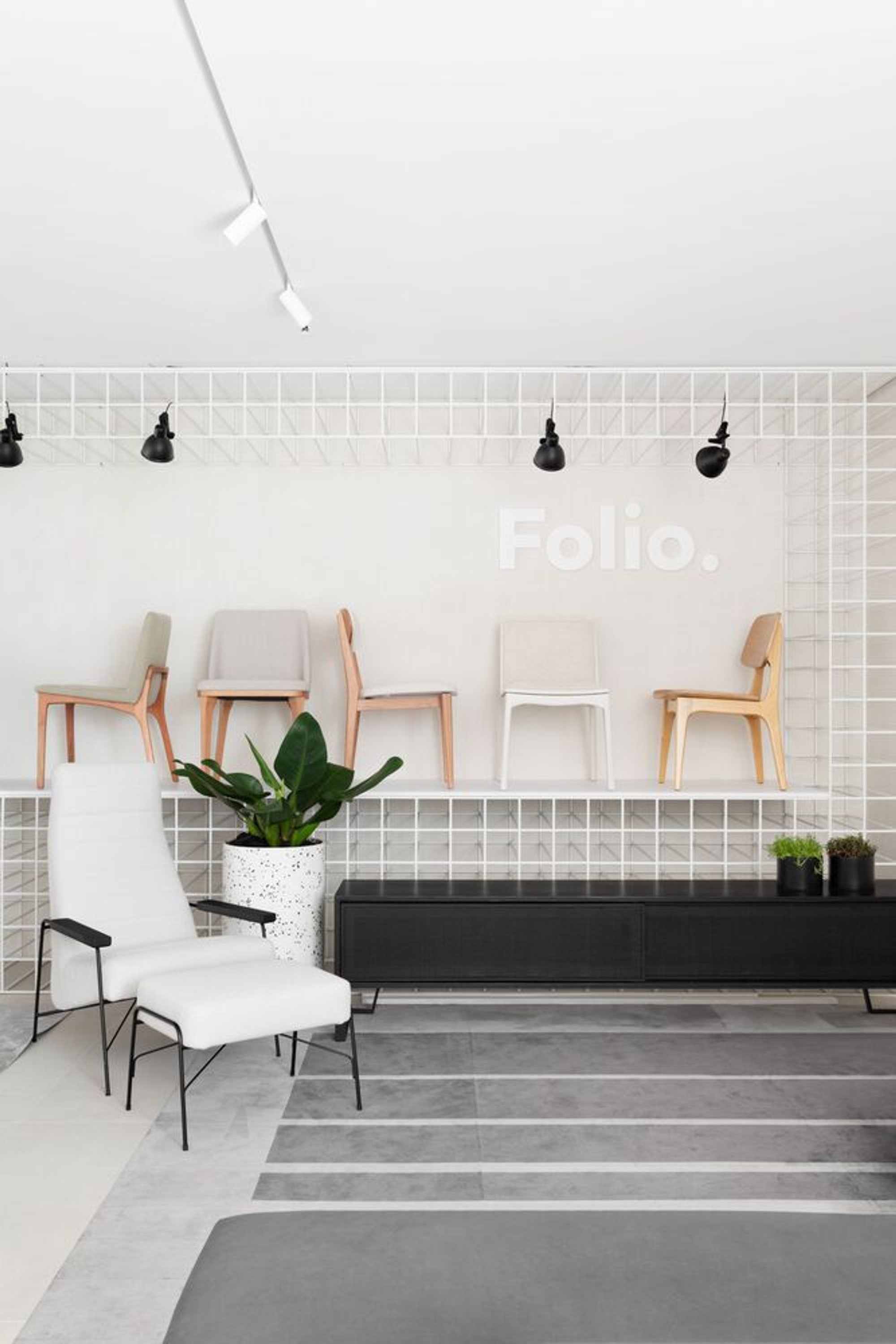 Folio Concept Store by archi.lab: A Minimalist Retail Experience Blending Architecture and Lifestyle in Londrina, Brazil