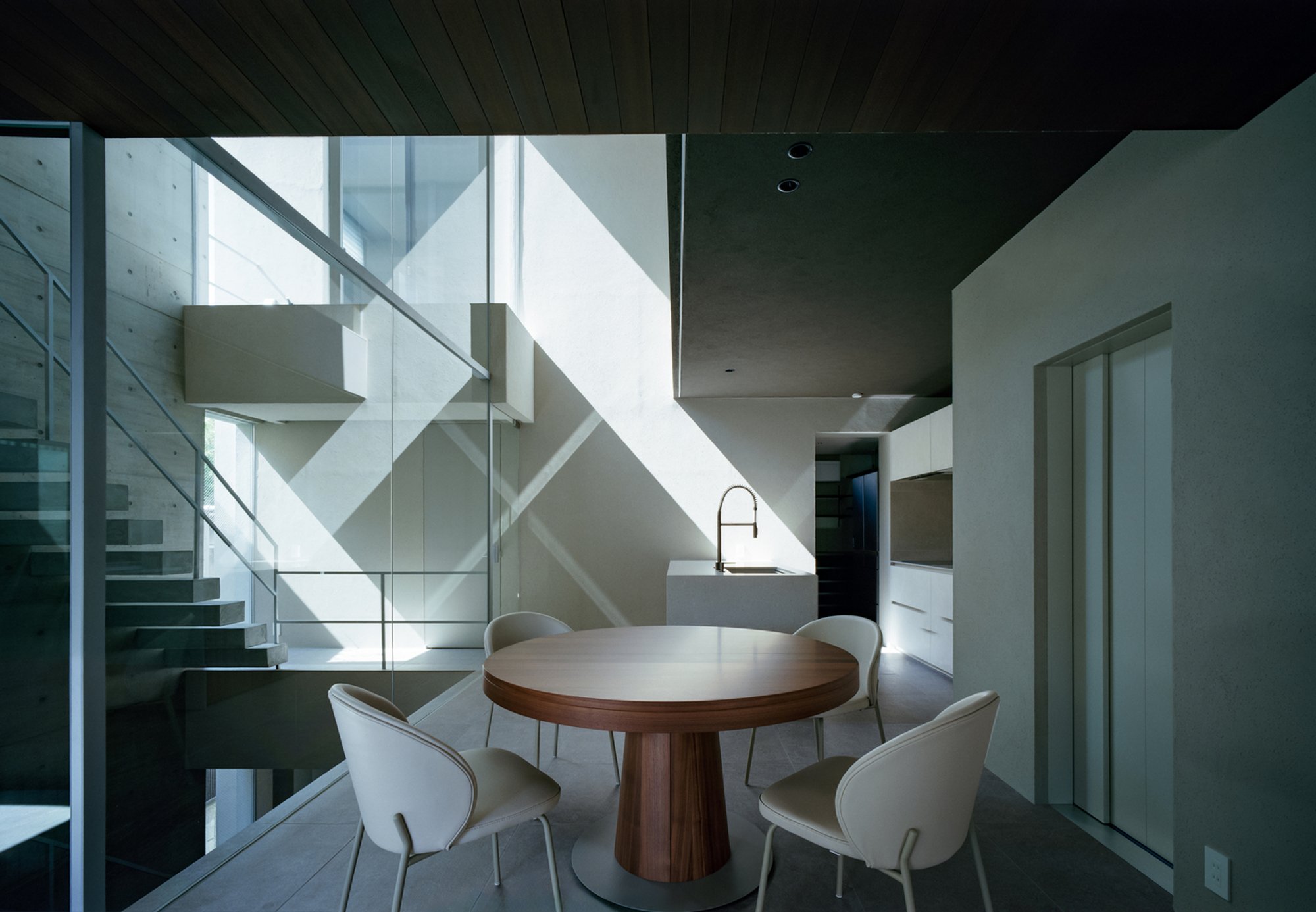 Modern Multi-Generational House Design in Osaka by FujiwaraMuro Architects