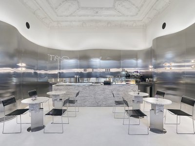 Taiu Ice Cream Shop by Sivak+Partners Studio: A Bold Fusion of Classicism and Contemporary Design in Odesa