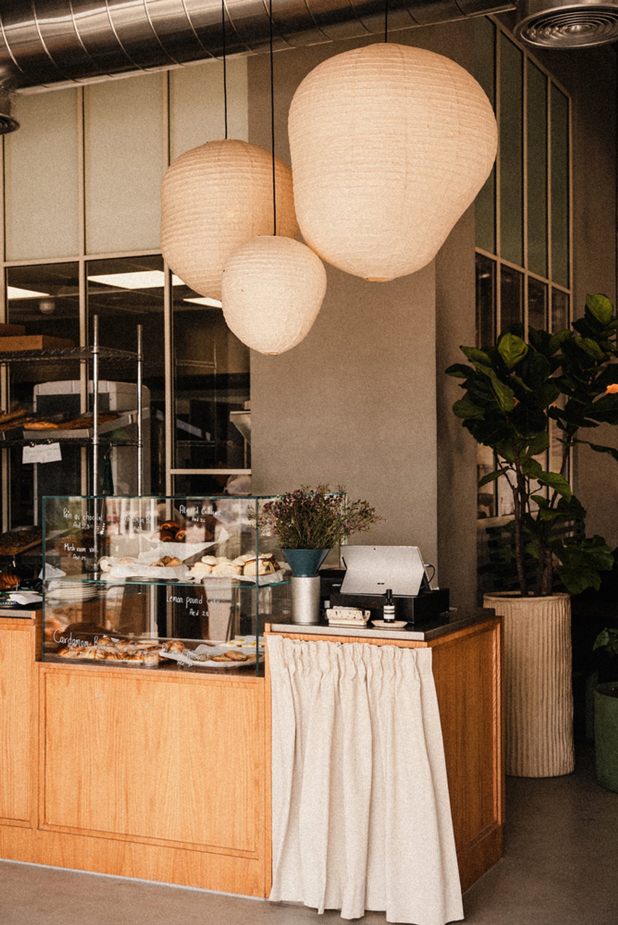 Alica Bakery by Studio Etienne Bastormagi: A Showcase of Sustainable Bakery Interior Design in Dubai