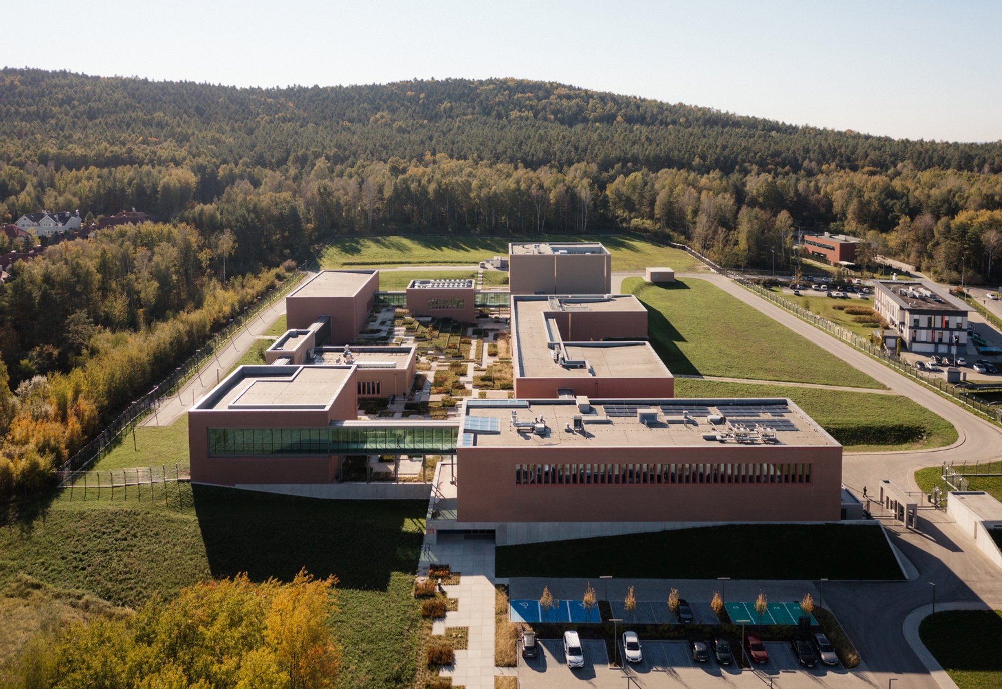 GUM Metrology Campus Architecture by BDM'A: Precision Science Meets Contemporary Design