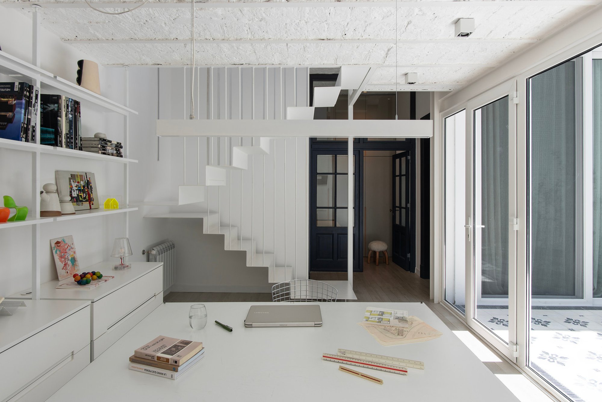 PH Charlone House: A Stunning Example of Modern House Renovation in Buenos Aires