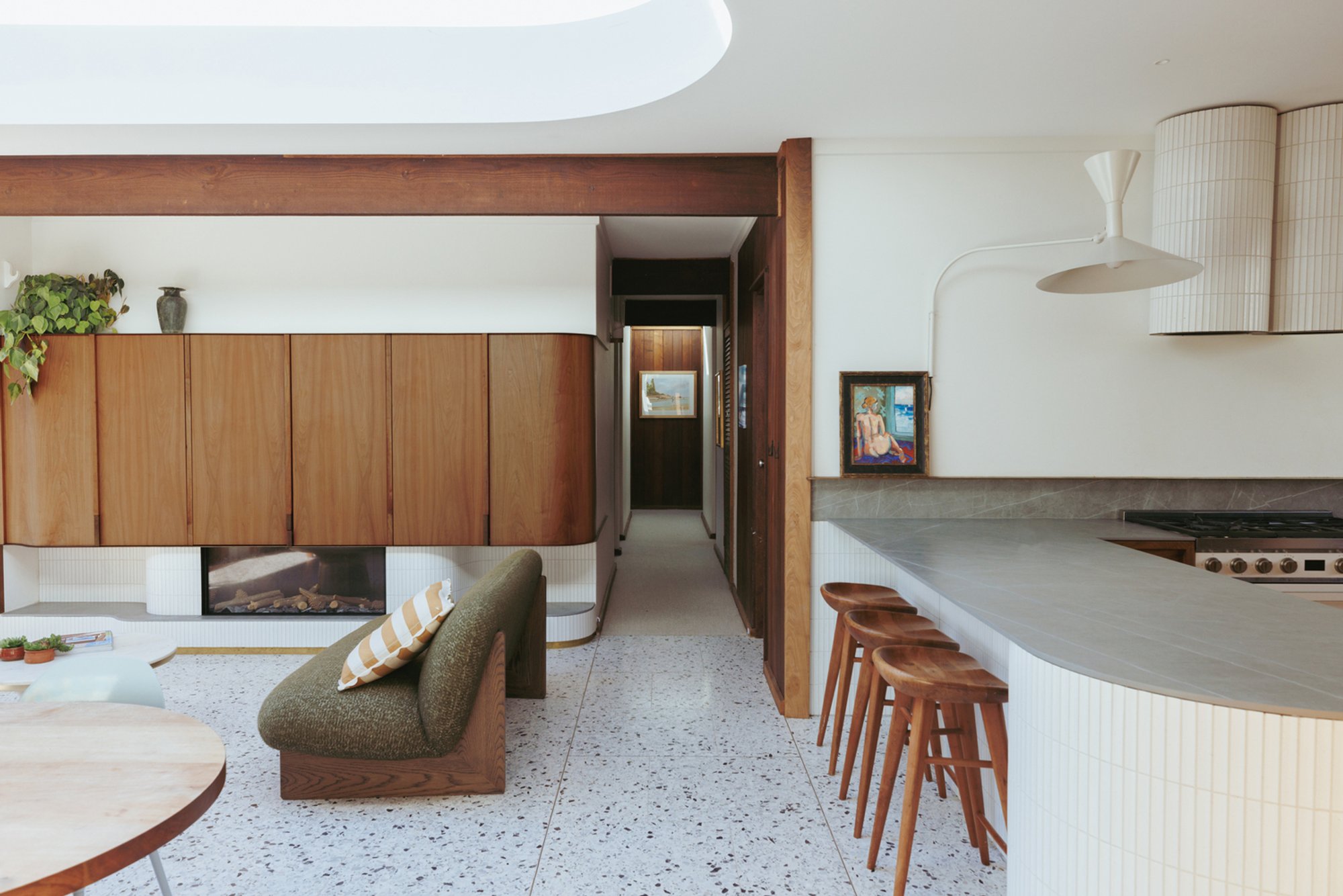 Casaballin by buck&simple: A Modernist Home Renovation Reimagining Family Living on Sydney’s Northern Beaches