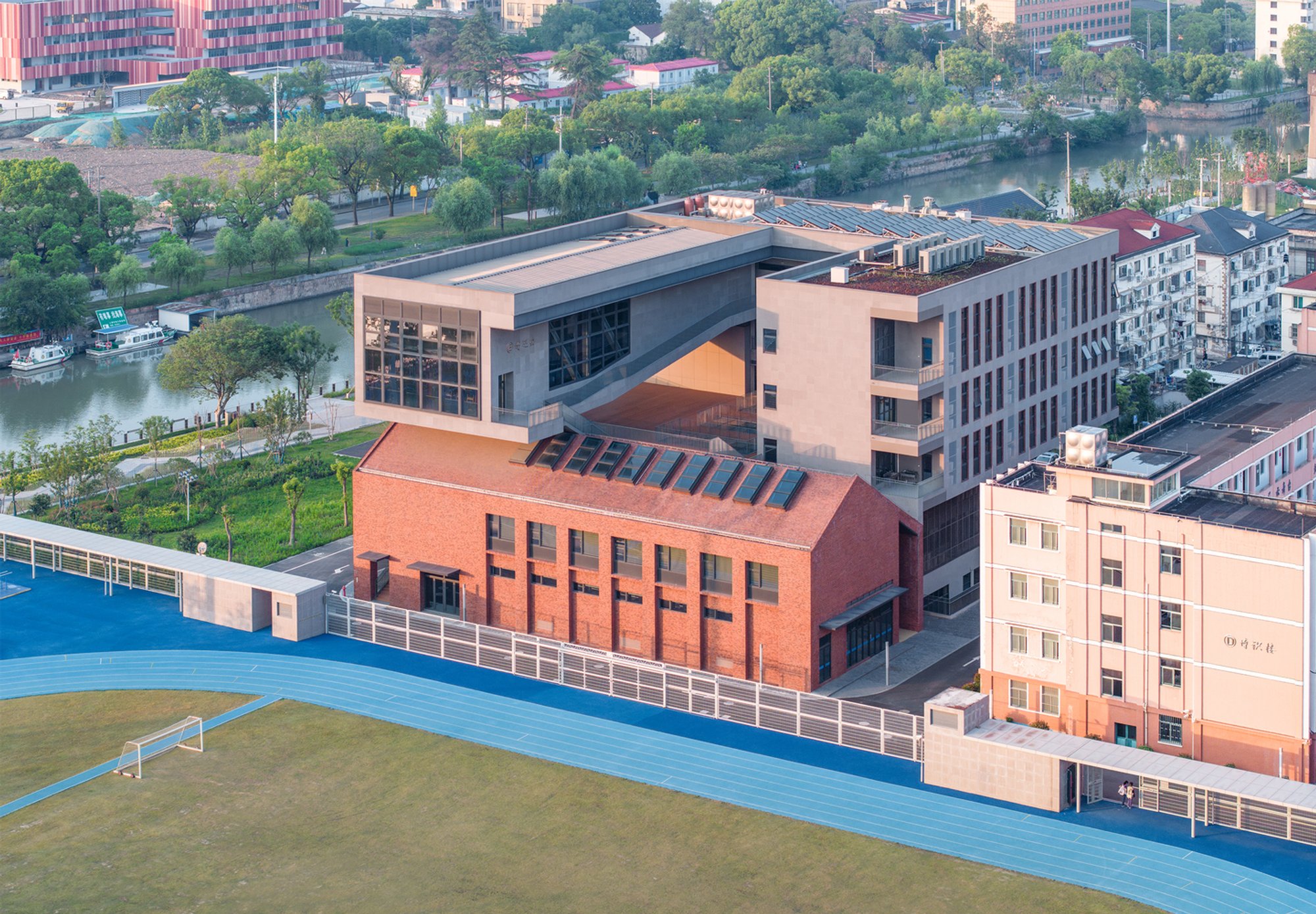 Shanghai Nanqiao Academy by NODE: A Landmark of Educational and Urban Renewal in Fengxian District