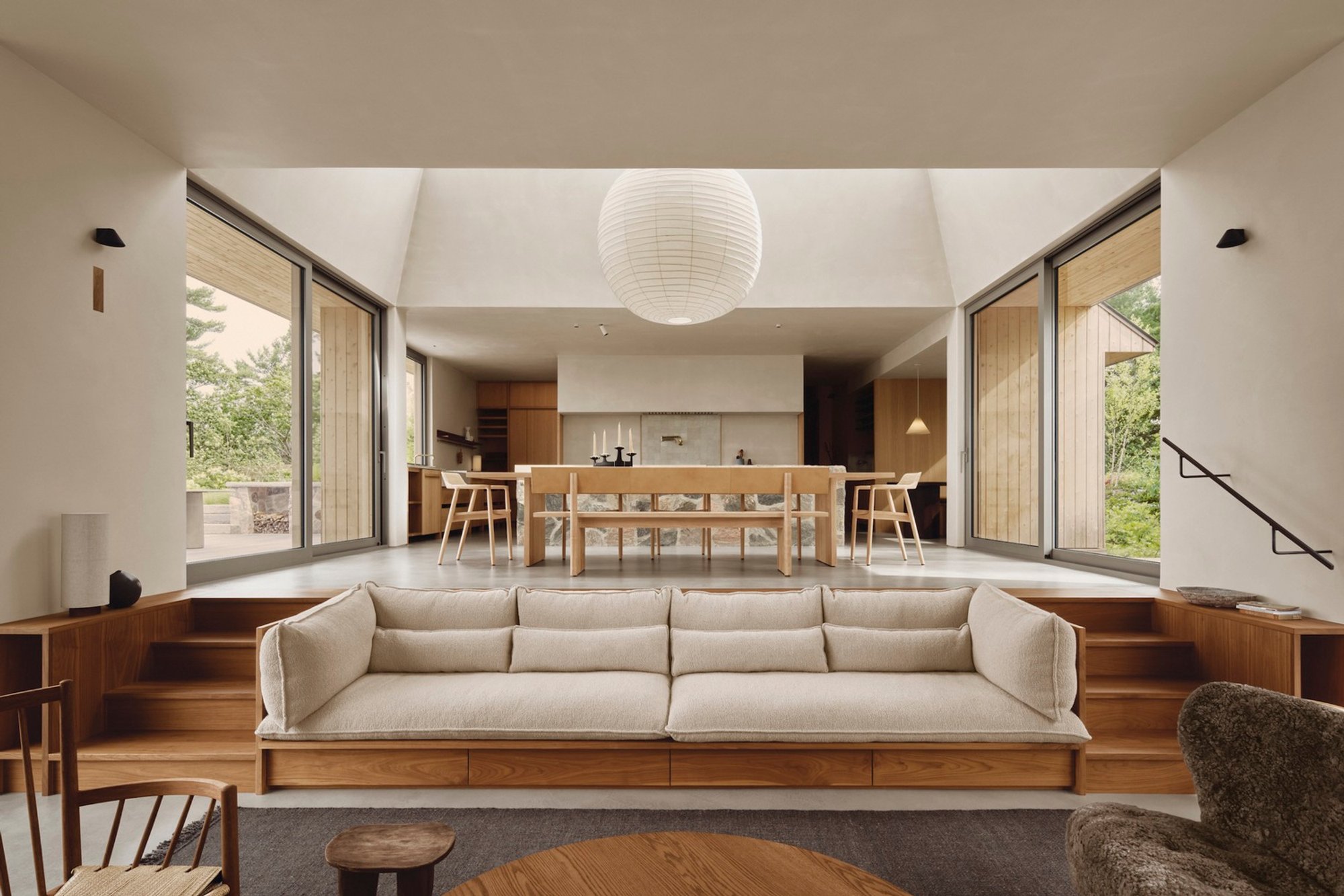 Pine Island Cottage: A Masterpiece of Modern Rustic Cottage Design by Bureau Tempo and Thom Fougere Studio