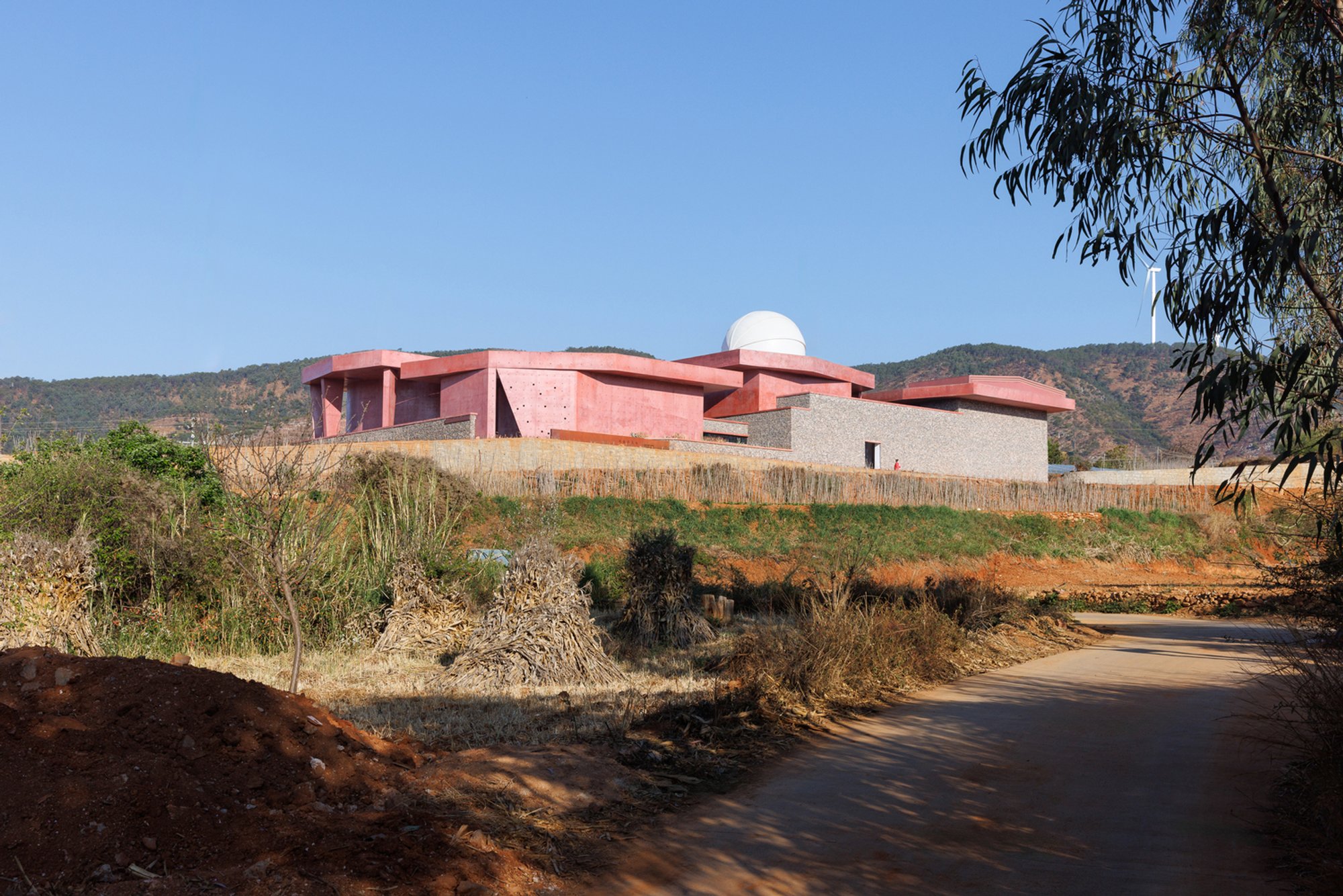Concrete Observatory Architecture in China: Red Village Observatory by TAG