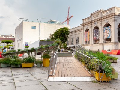Urban Green Island Vienna by OpenFields: A Modular Stage for Public Inclusion and Urban Ecology