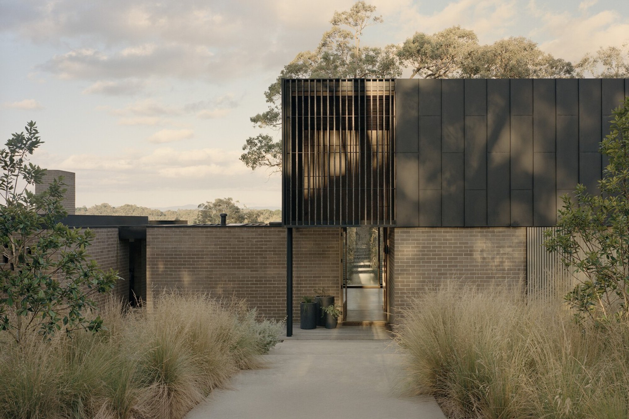 Warrandyte House by Figureground Architecture: A Contemporary Home in the Australian Bush